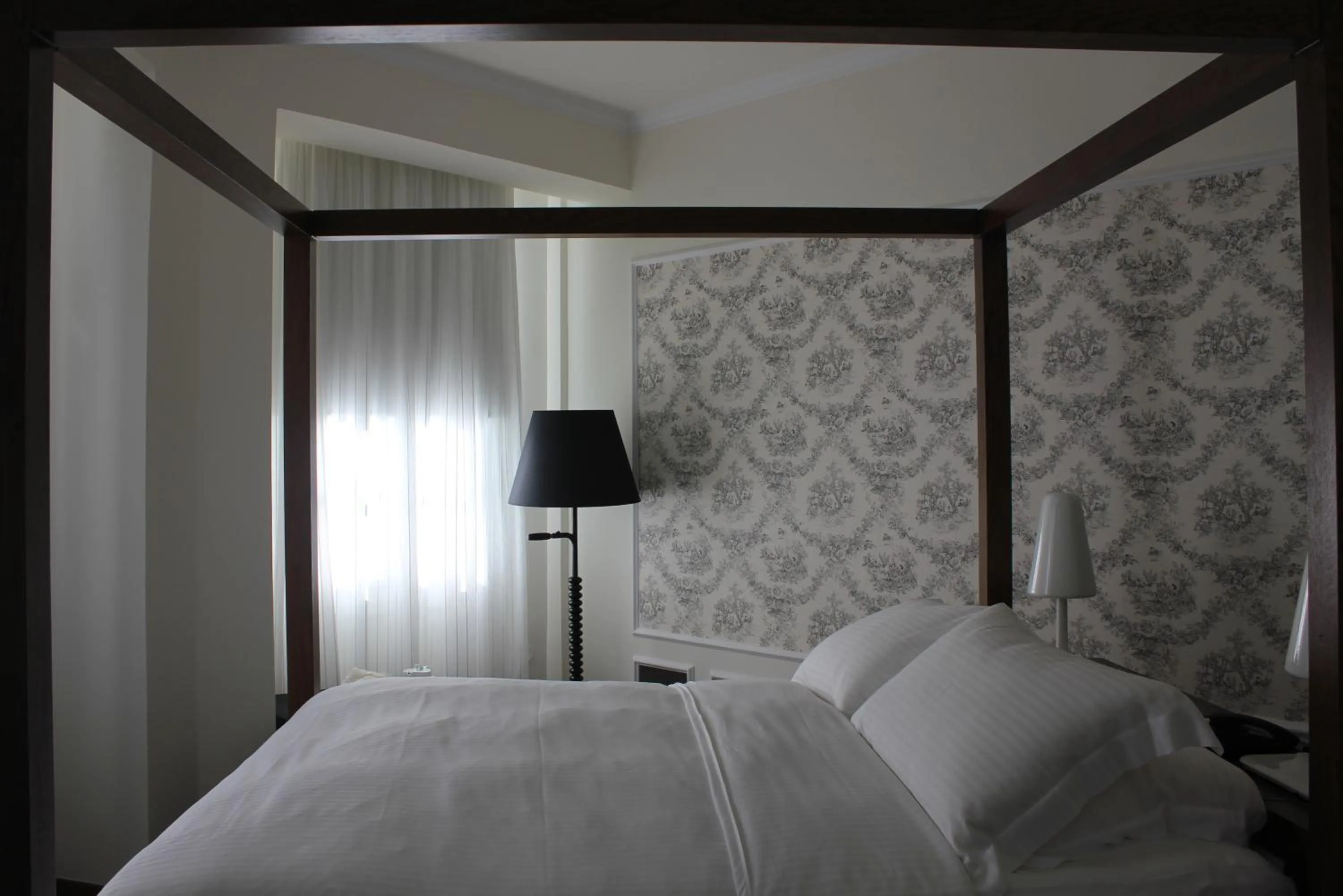 Bed in Hotel Metropolis