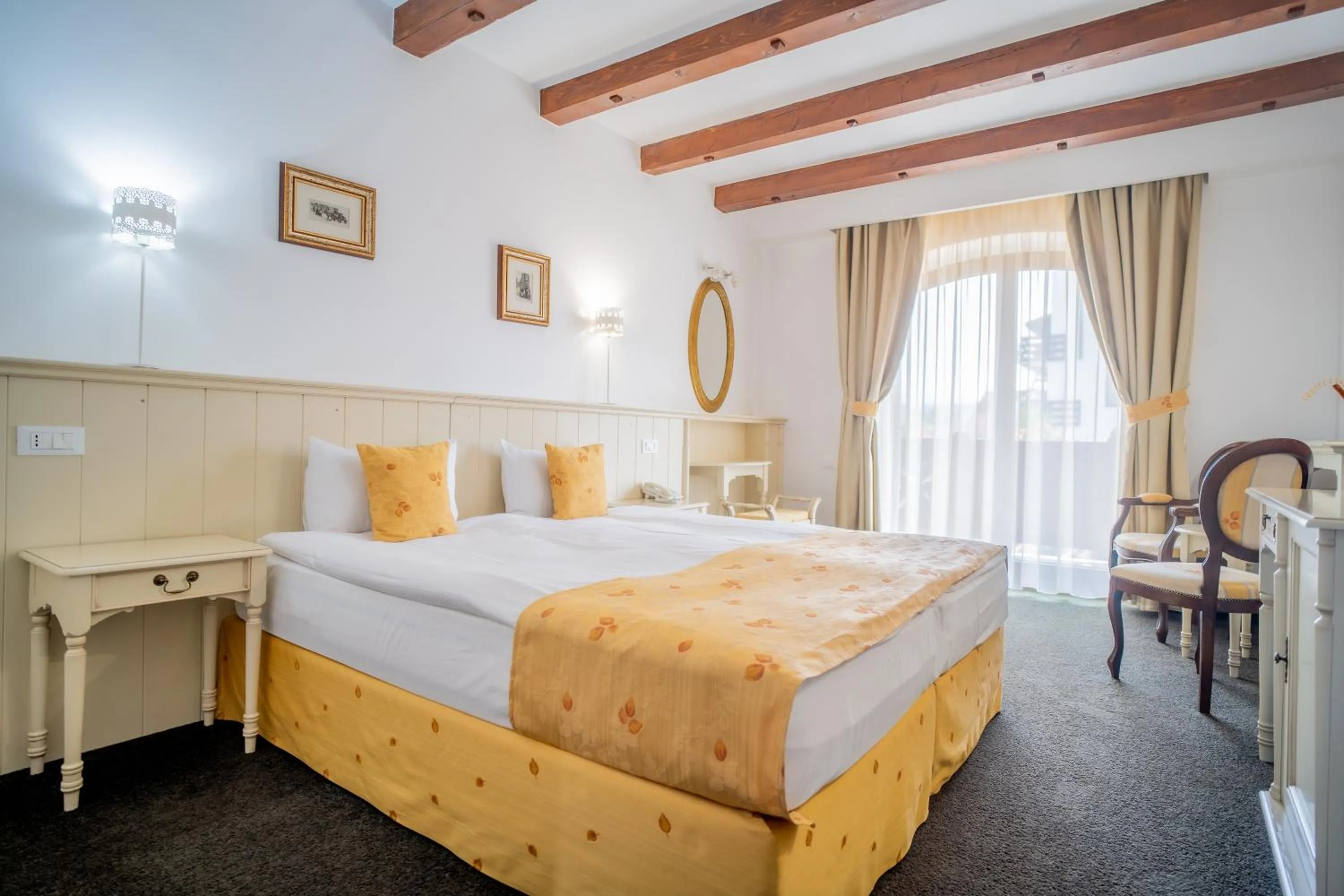 Bed in Pensiunea Casa Nostalgia