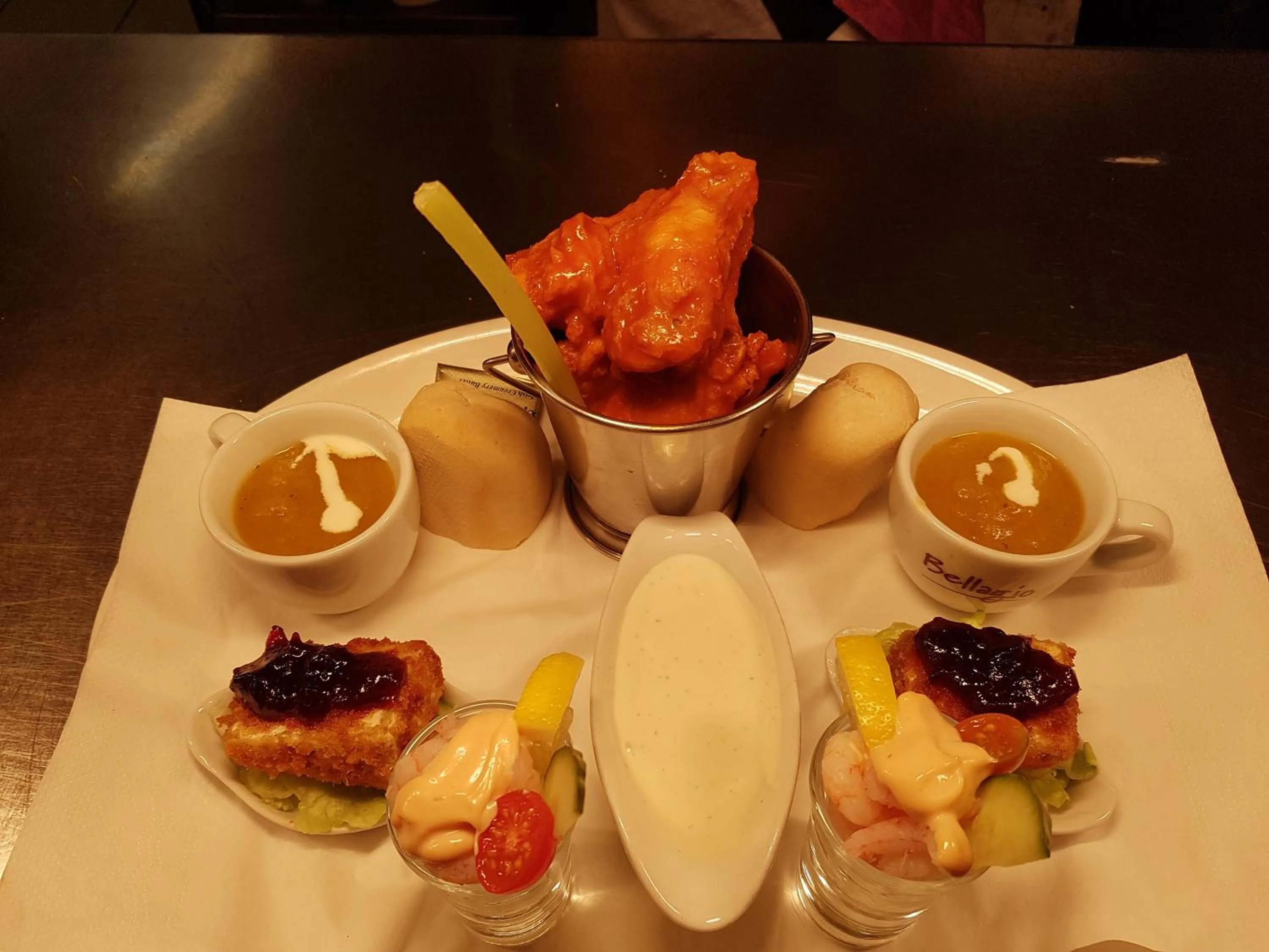 Restaurant/places to eat in Caisleain Oir Hotel