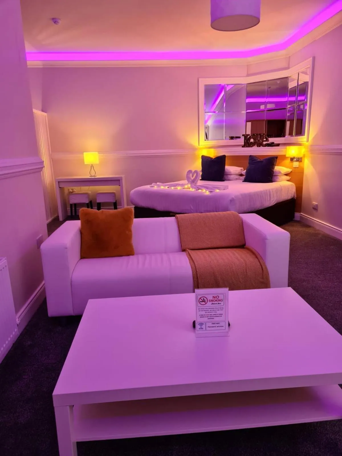 Bed in Caisleain Oir Hotel