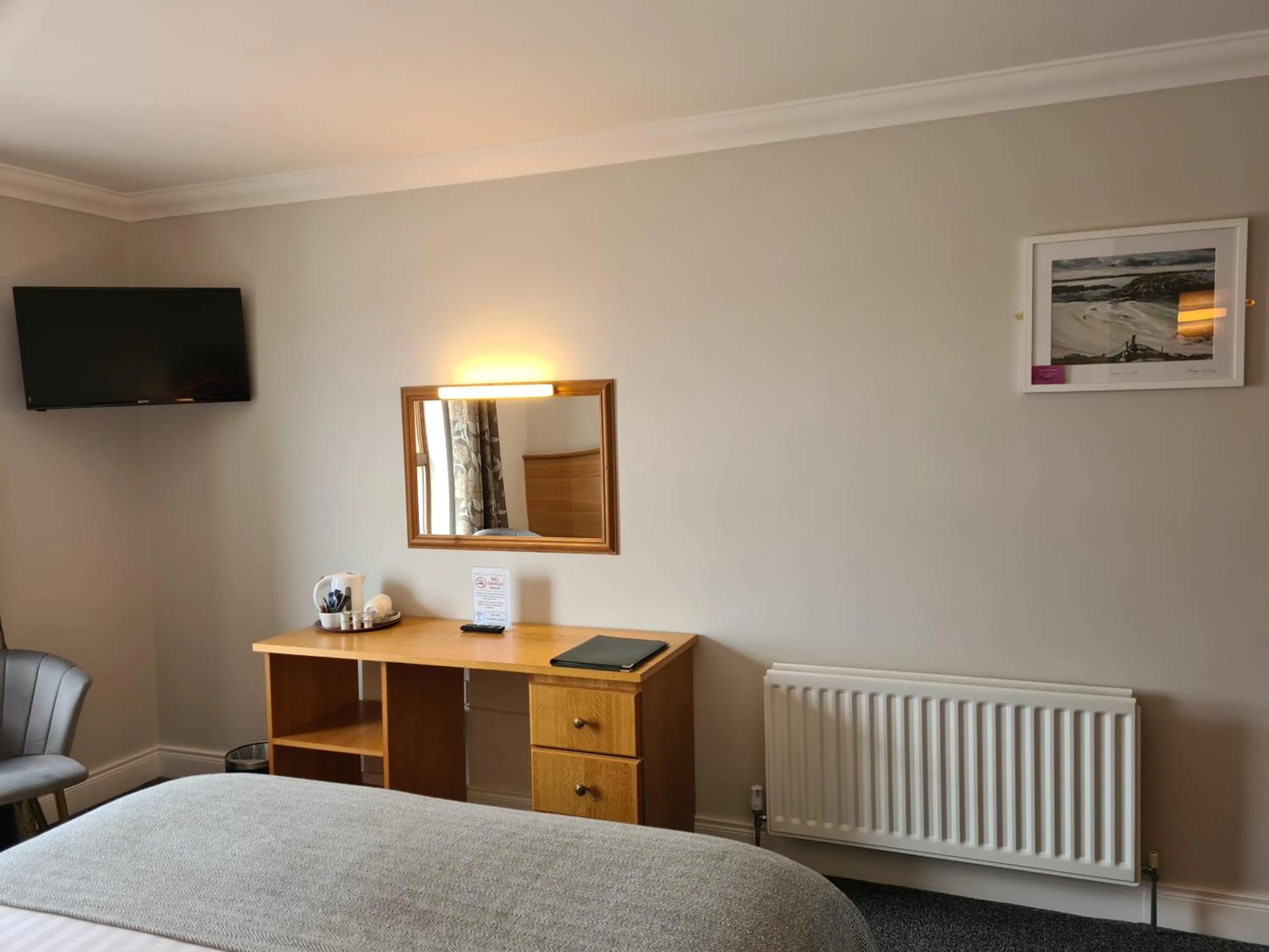 Bed in Caisleain Oir Hotel