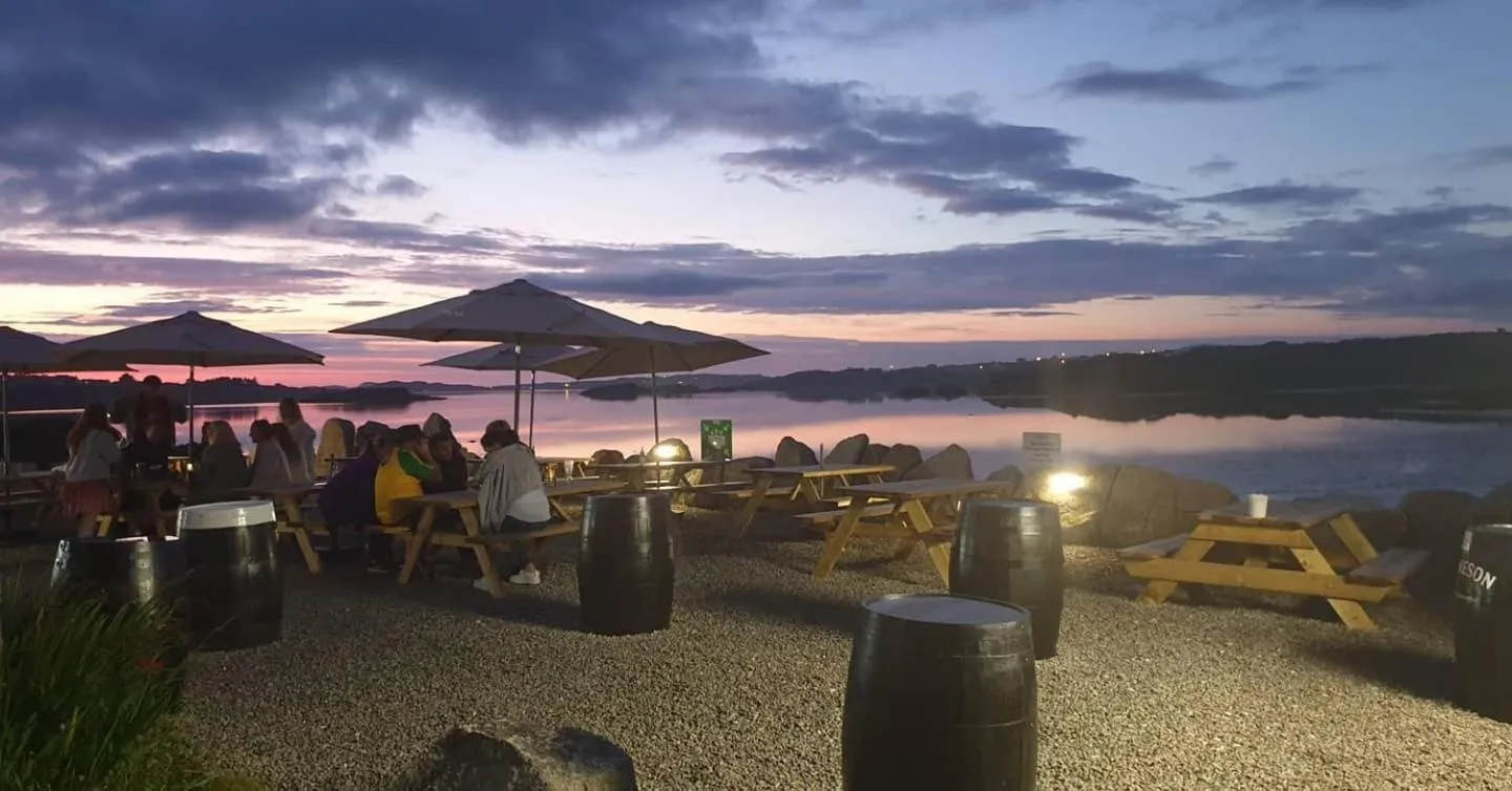 Night in Caisleain Oir Hotel