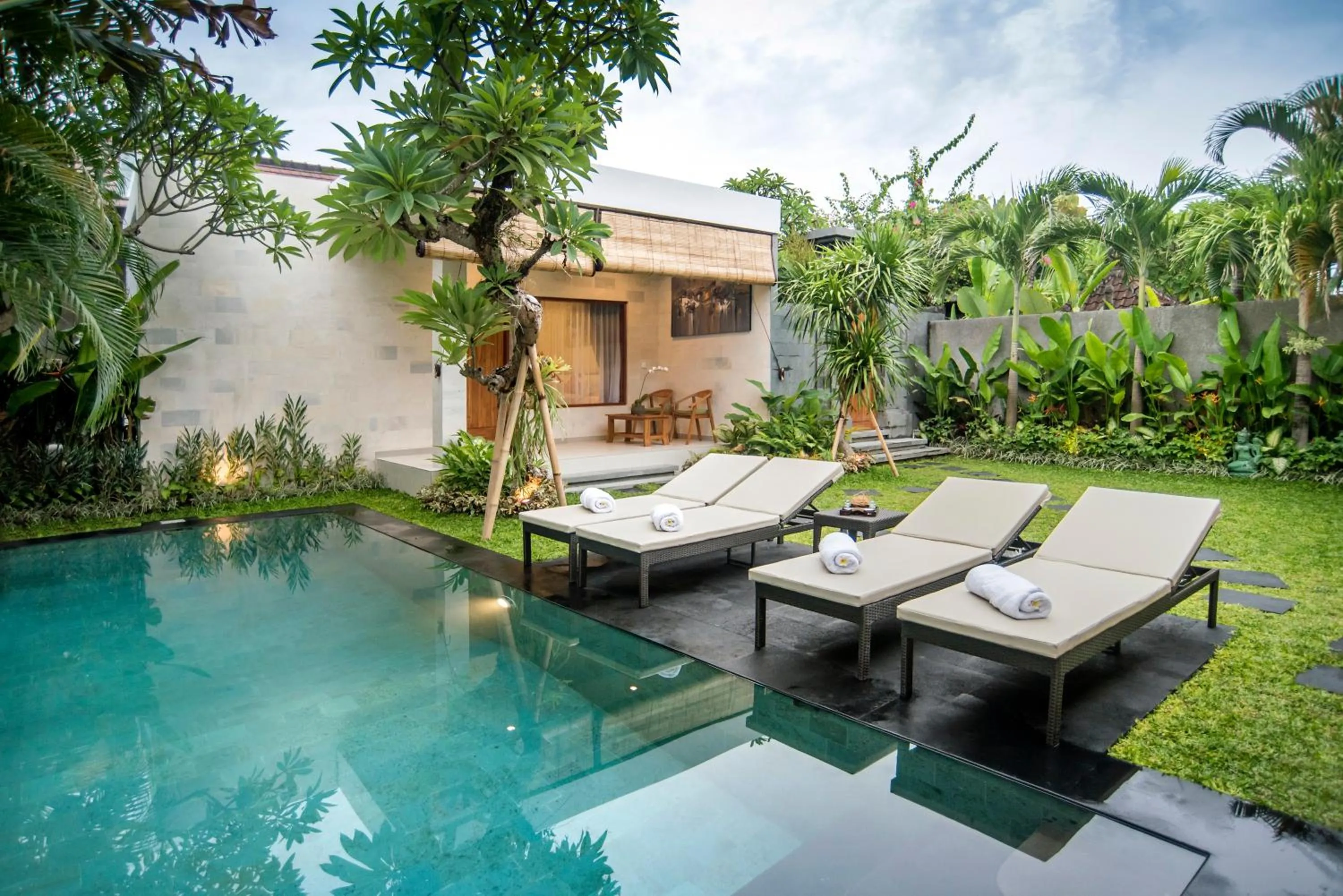 Sandi Agung Villa Bidadari