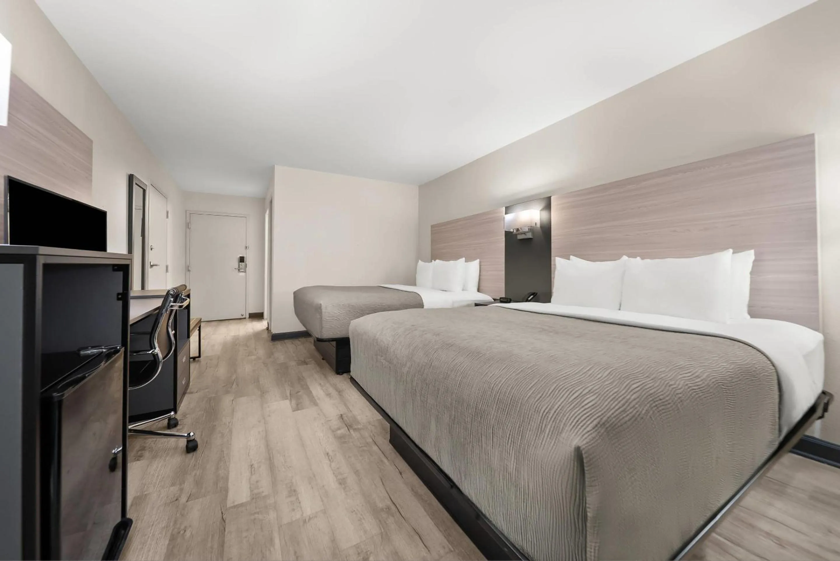 Bedroom, Bed in Quality Inn Auburn Campus Area I-85