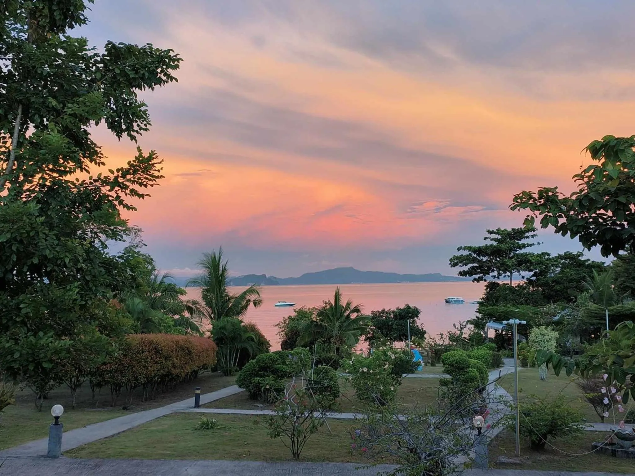 Sunrise Beach Kohyao Resort