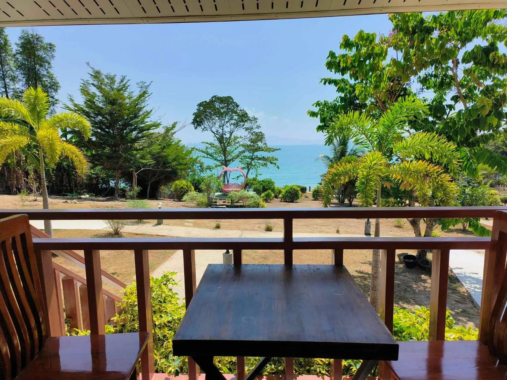 Sunrise Beach Kohyao Resort