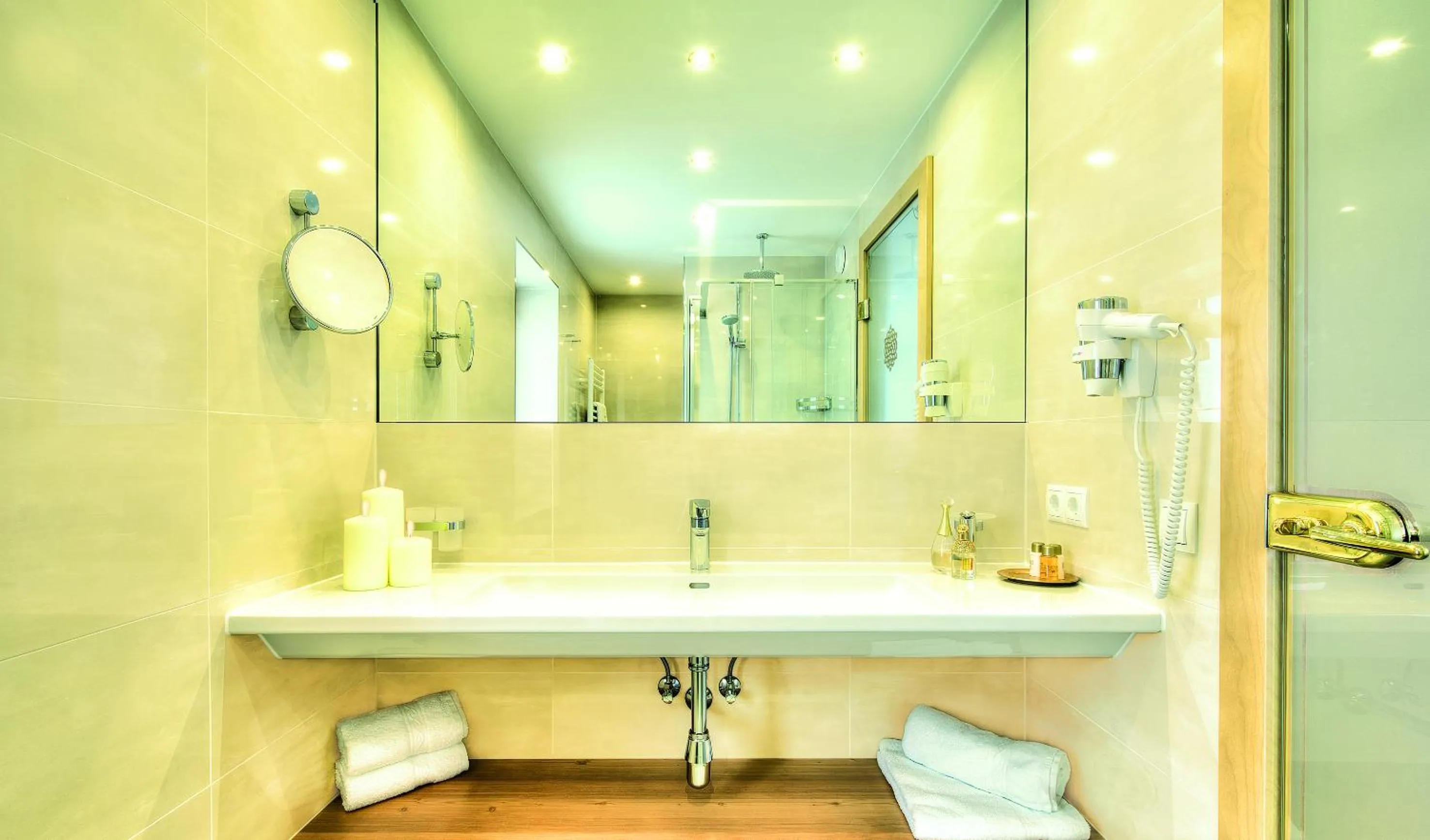 Bathroom in Hotel Garni Urezza