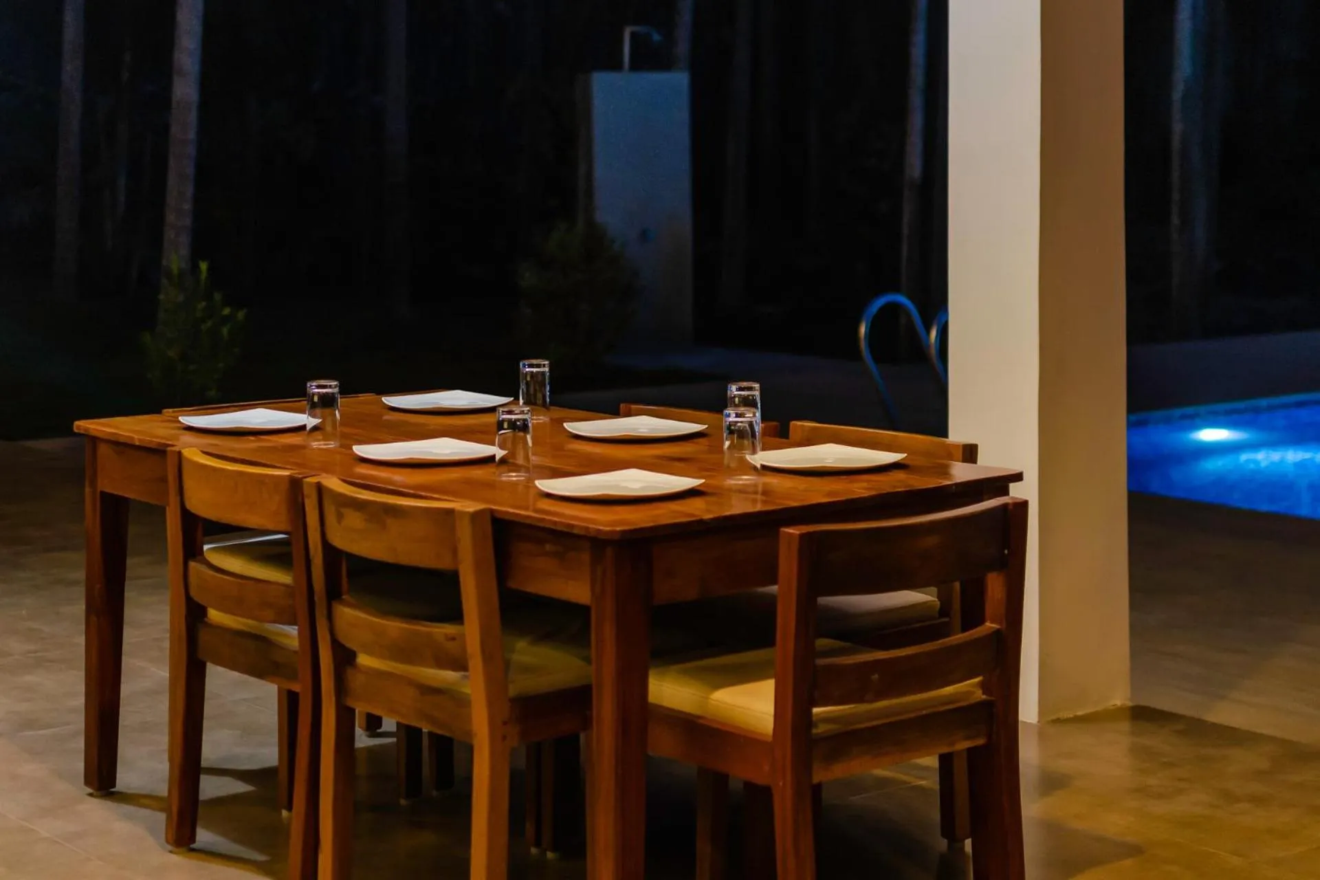 Dining area in StayVista at Tall Silver with Infinity Pool & Breakfast -2BR