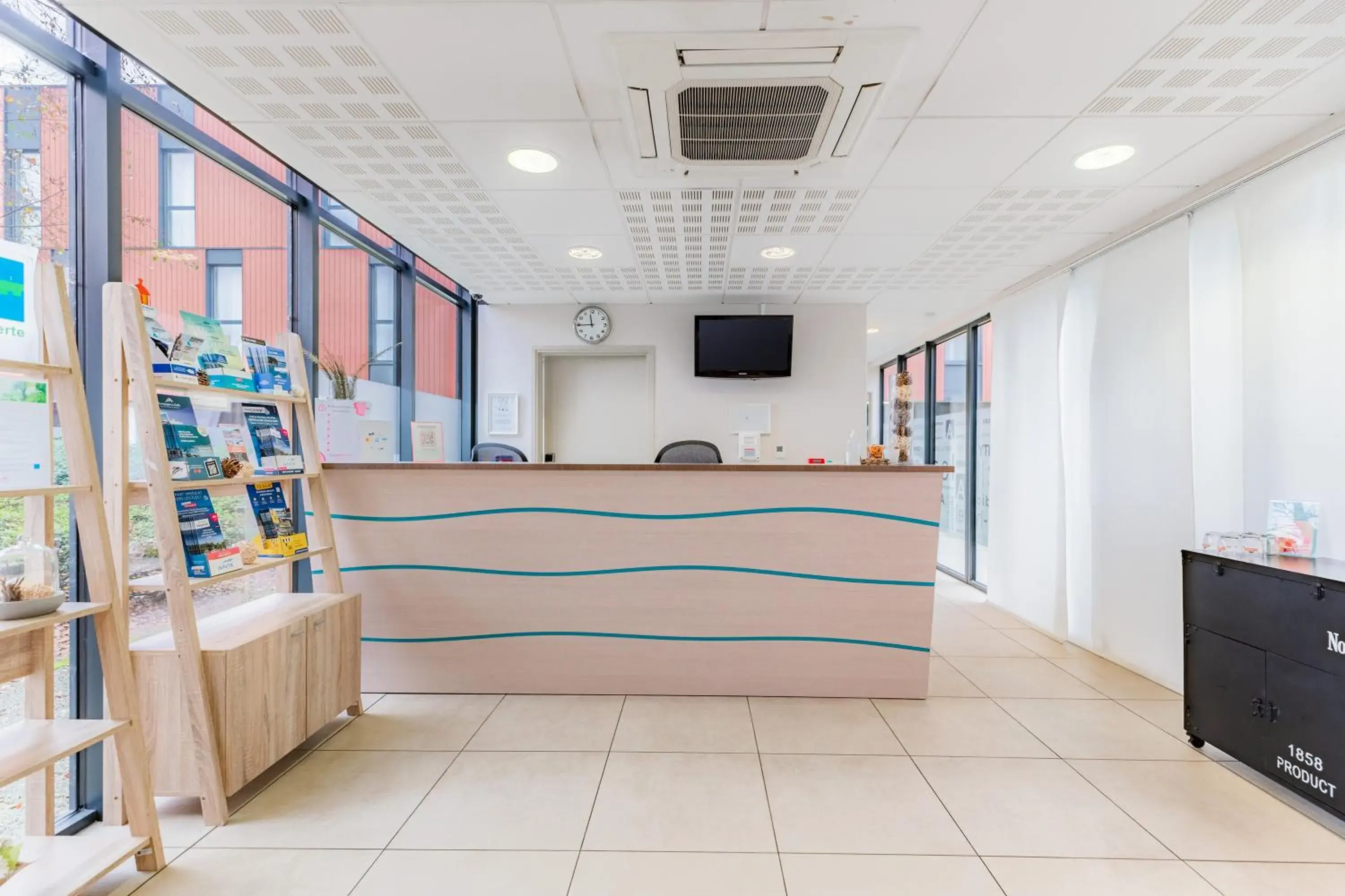 Lobby or reception in Appart’City Confort Vannes Lobby or reception in Appart’City Confort Vannes