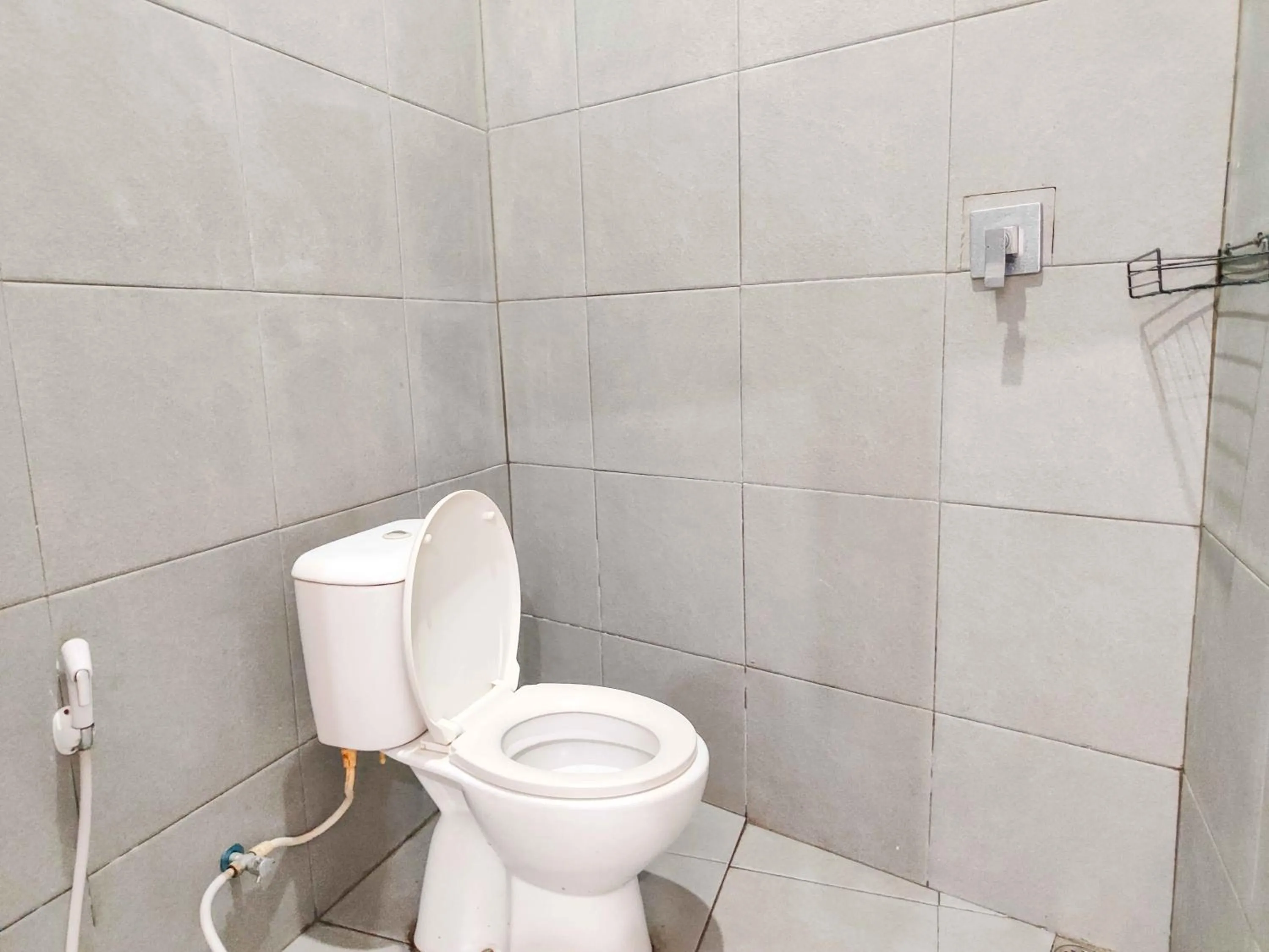 Bathroom in RedDoorz near Prambanan Temple