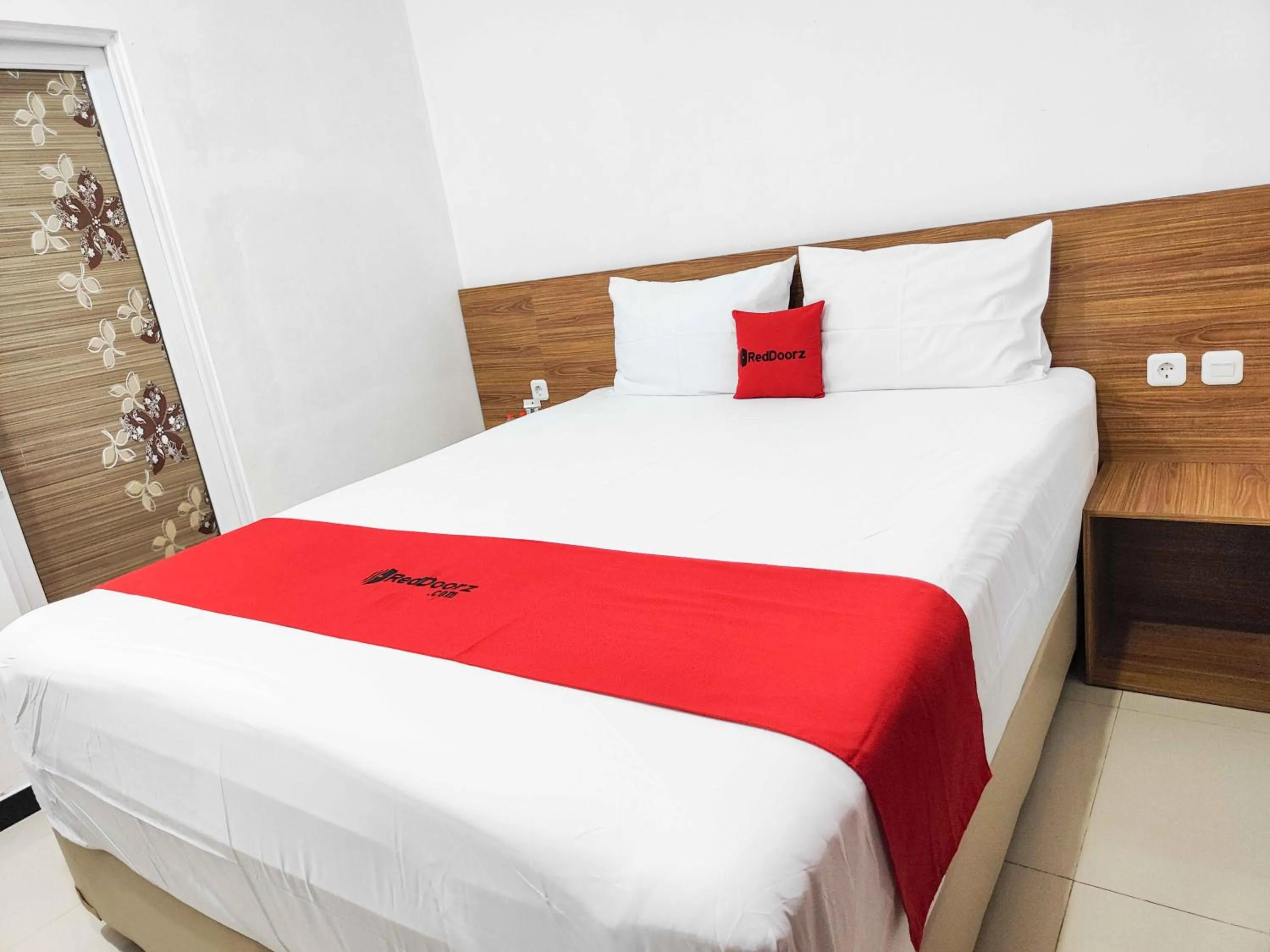 Bedroom, Bed in RedDoorz near Prambanan Temple