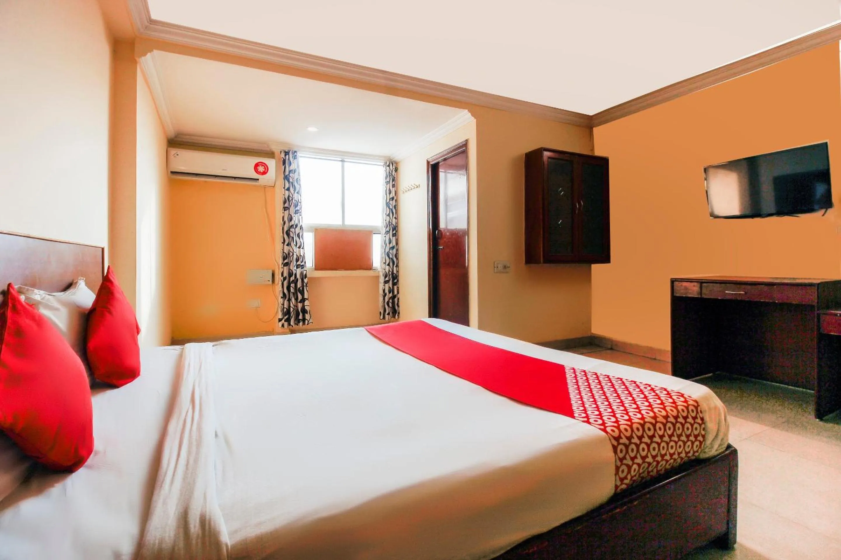 Bedroom, Bed in Hotel O Priya Residency