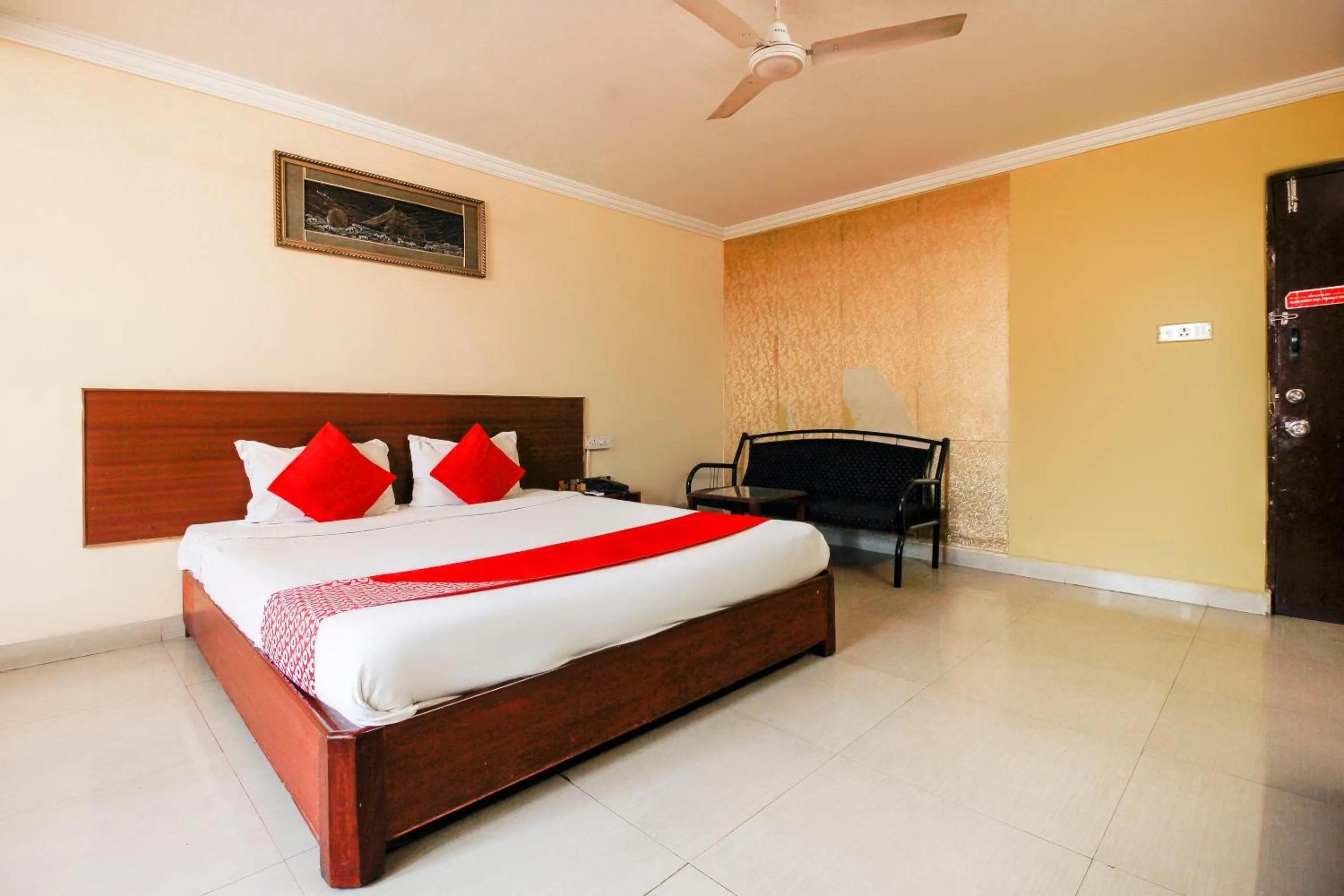Bedroom, Bed in Hotel O Priya Residency