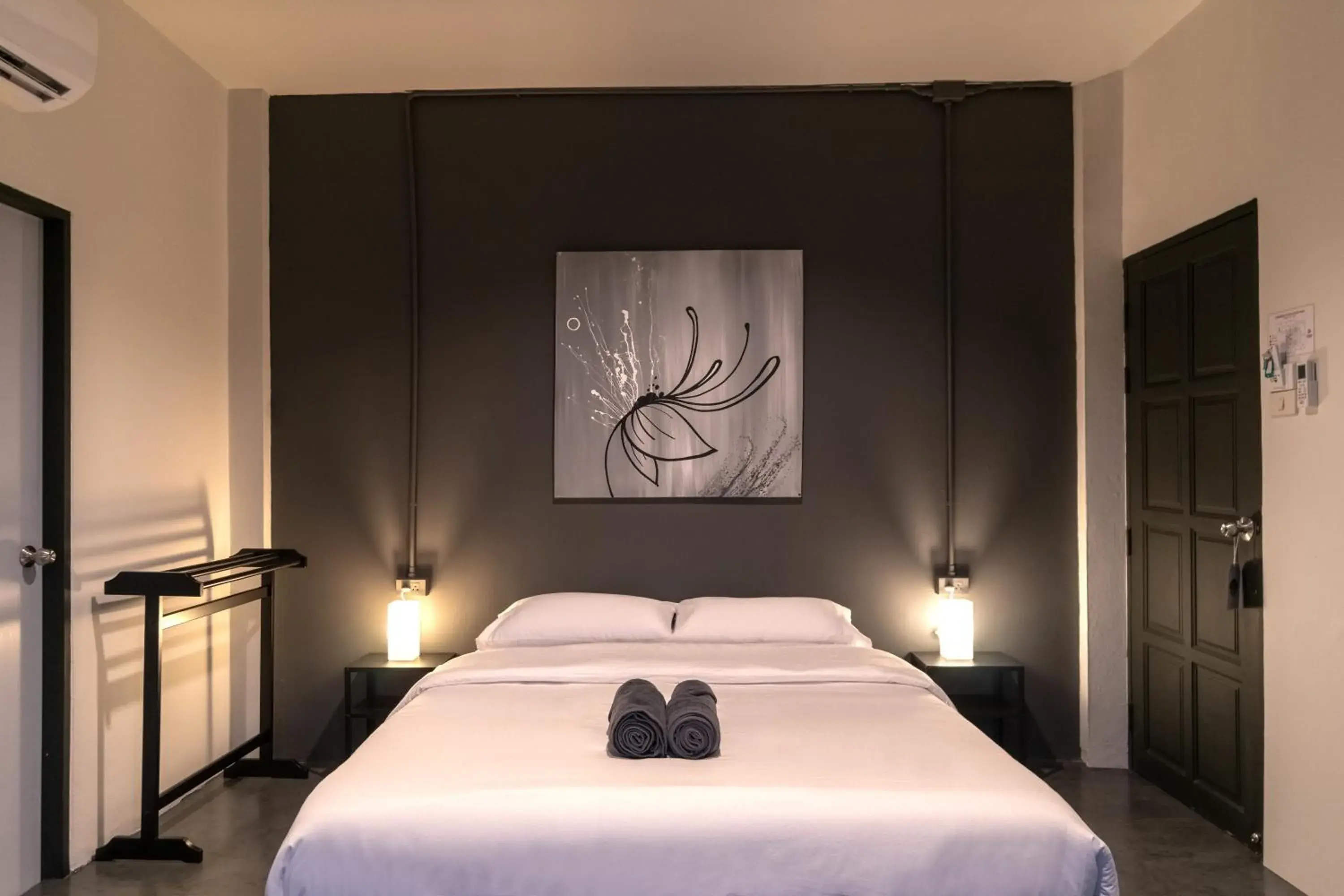 Deluxe Double Room with Sea View in Sunrise Koh Tao Deluxe Double Room with Sea View in Sunrise Koh Tao