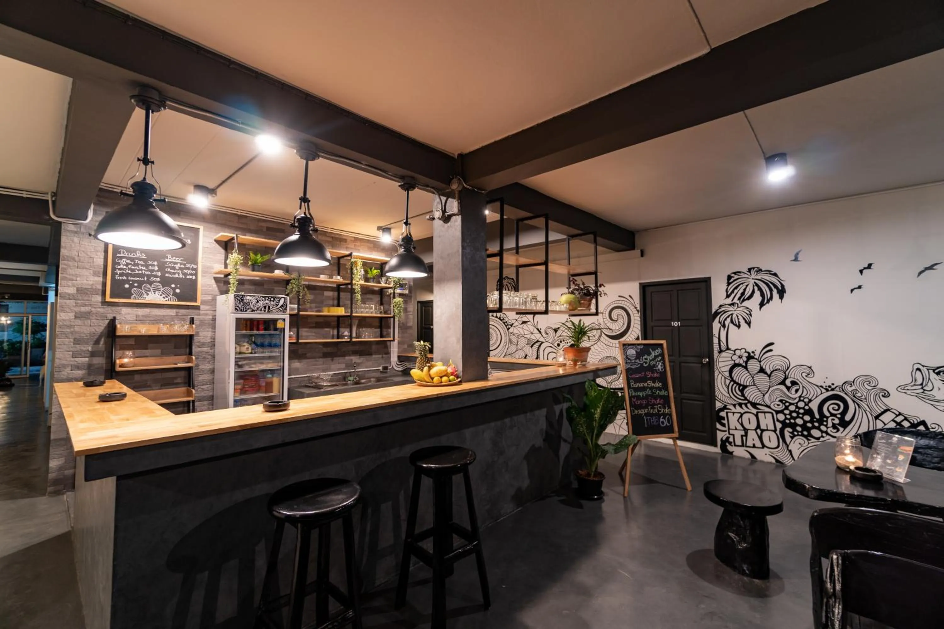 Lounge or bar in Sunrise Koh Tao