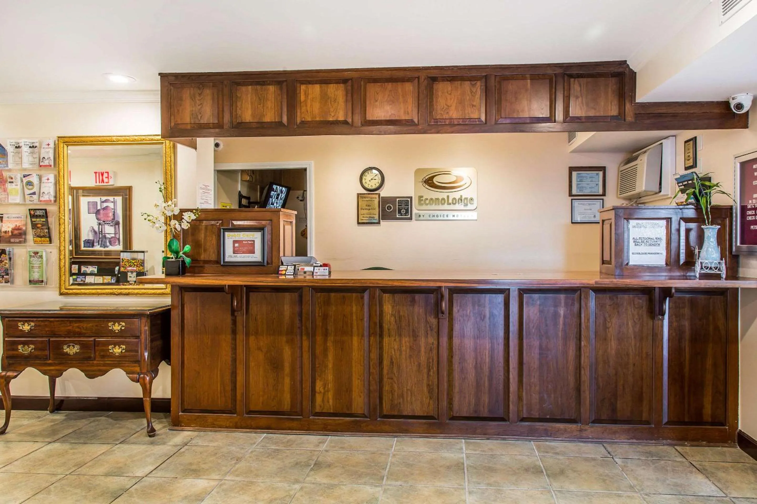 Lobby or reception in Econo Lodge Milldale - Southington