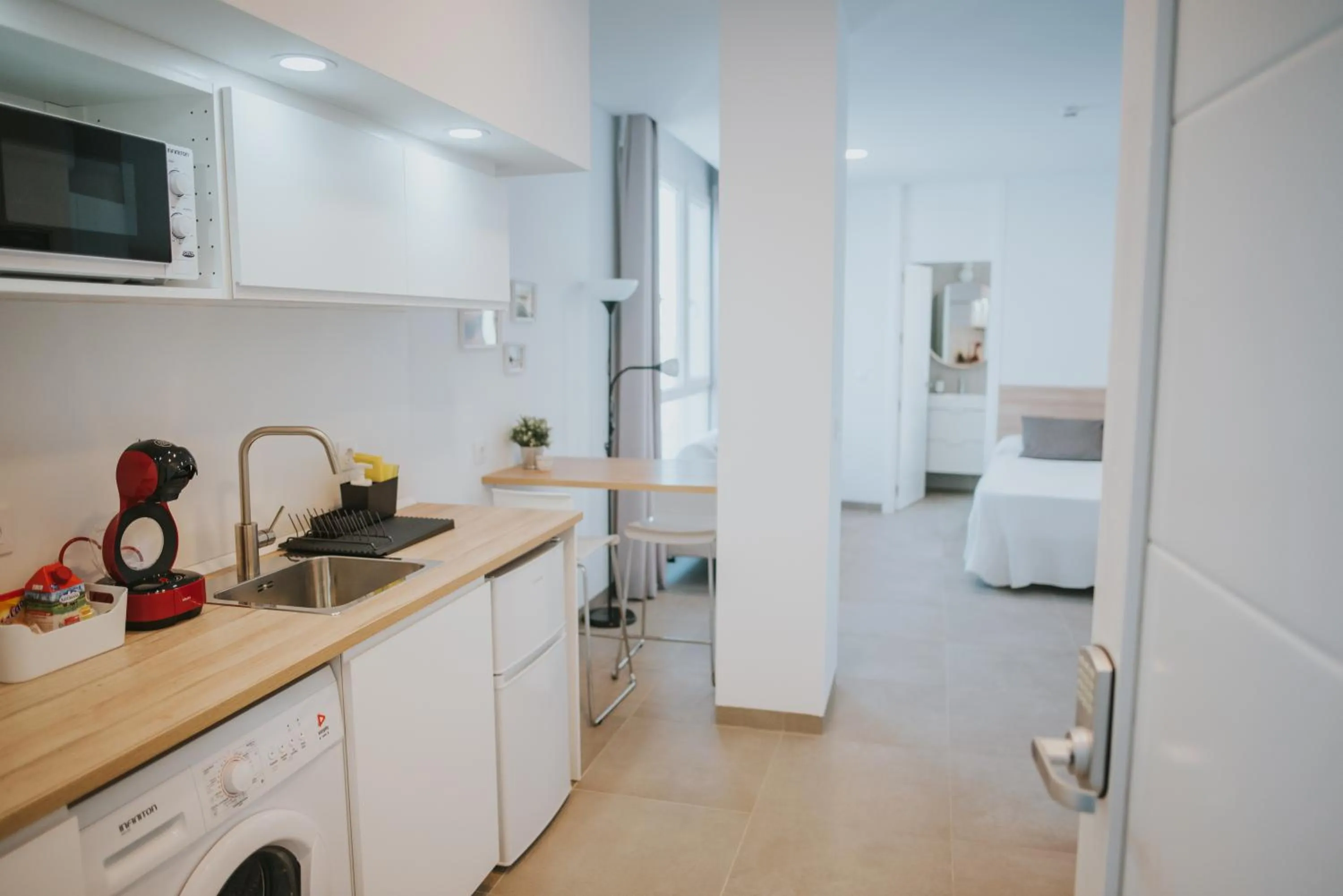 Kitchen or kitchenette in Apartamentos ZHR