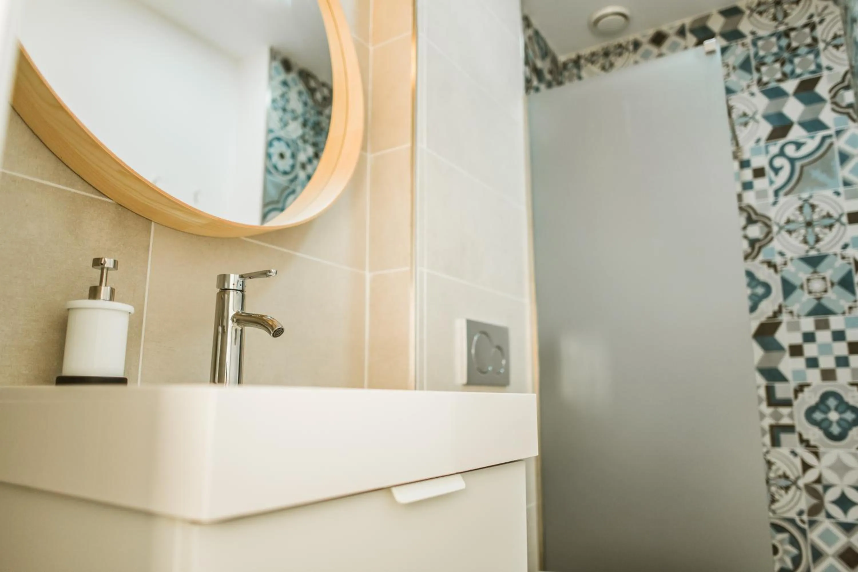 Shower in Apartamentos ZHR