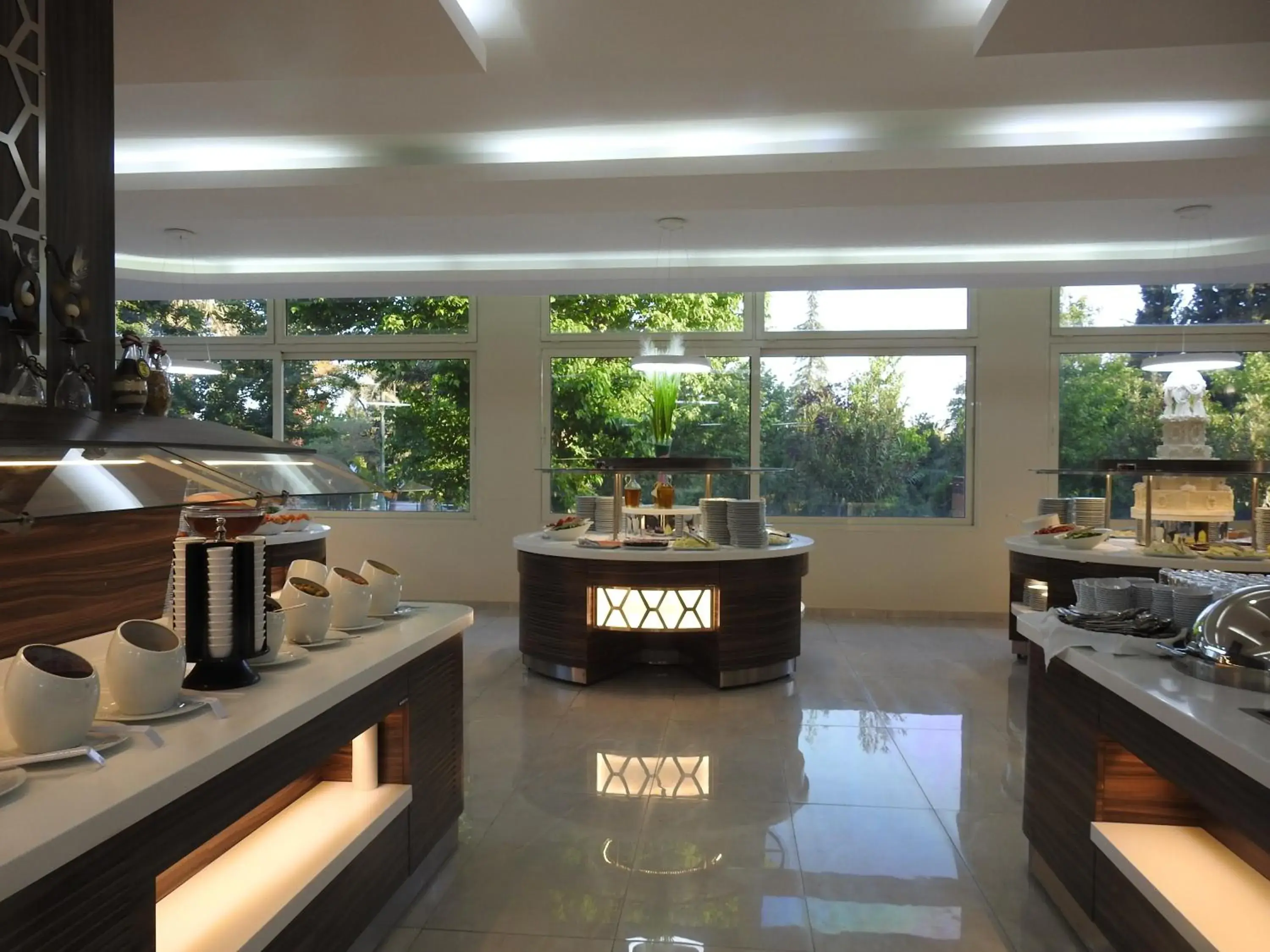 Restaurant/places to eat in Balcova Termal Hotel Restaurant/places to eat in Balcova Termal Hotel