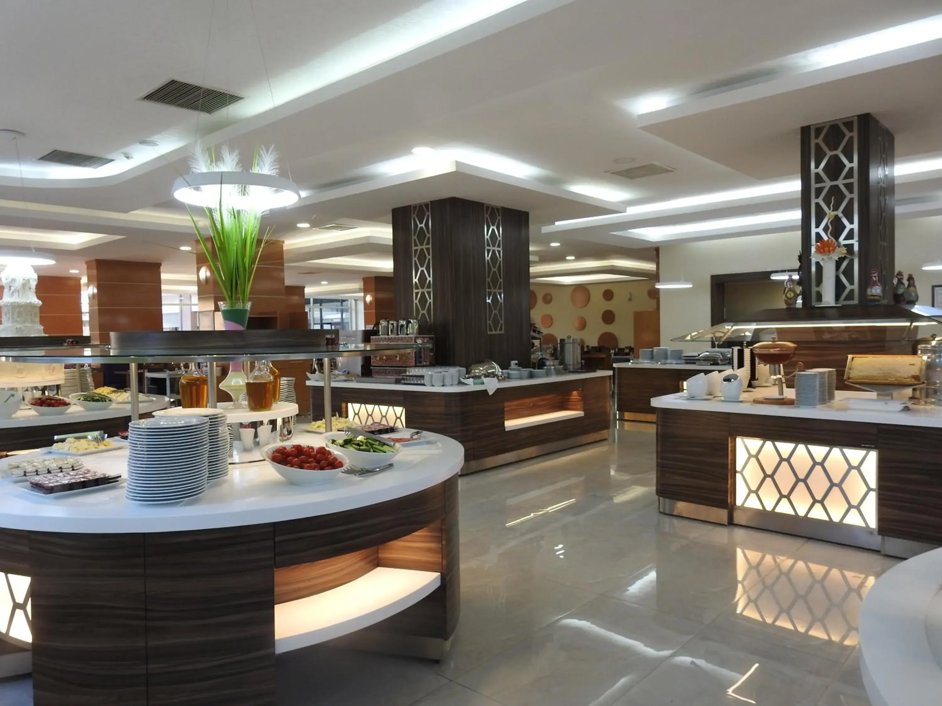 Restaurant/places to eat in Balcova Termal Hotel Restaurant/places to eat in Balcova Termal Hotel