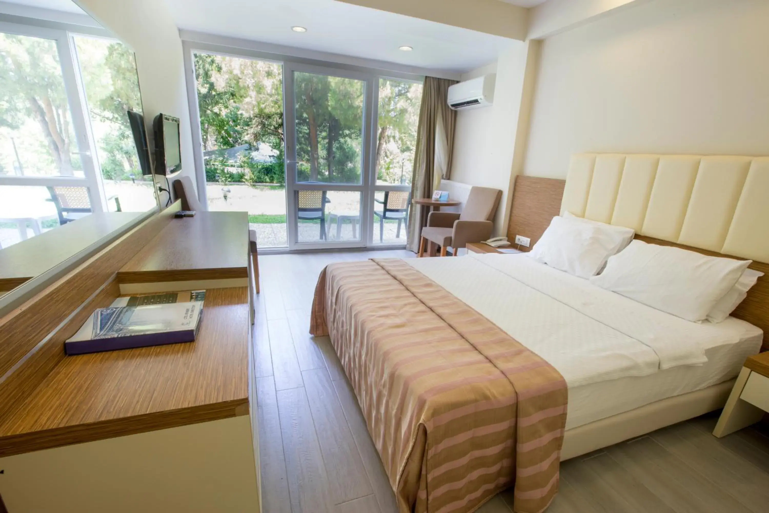 Bed in Balcova Termal Hotel Bed in Balcova Termal Hotel