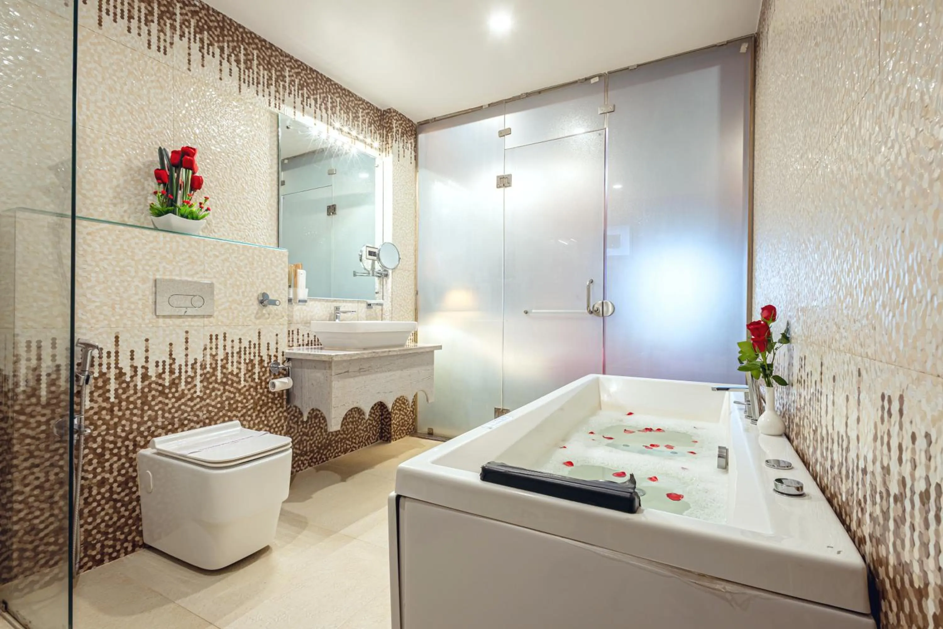 Bathroom in Salcete Beach Resort