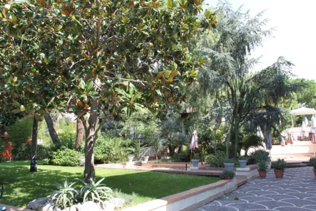 Garden in Hotel Villa La Colombaia