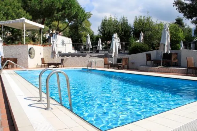 Swimming pool in Hotel Villa La Colombaia