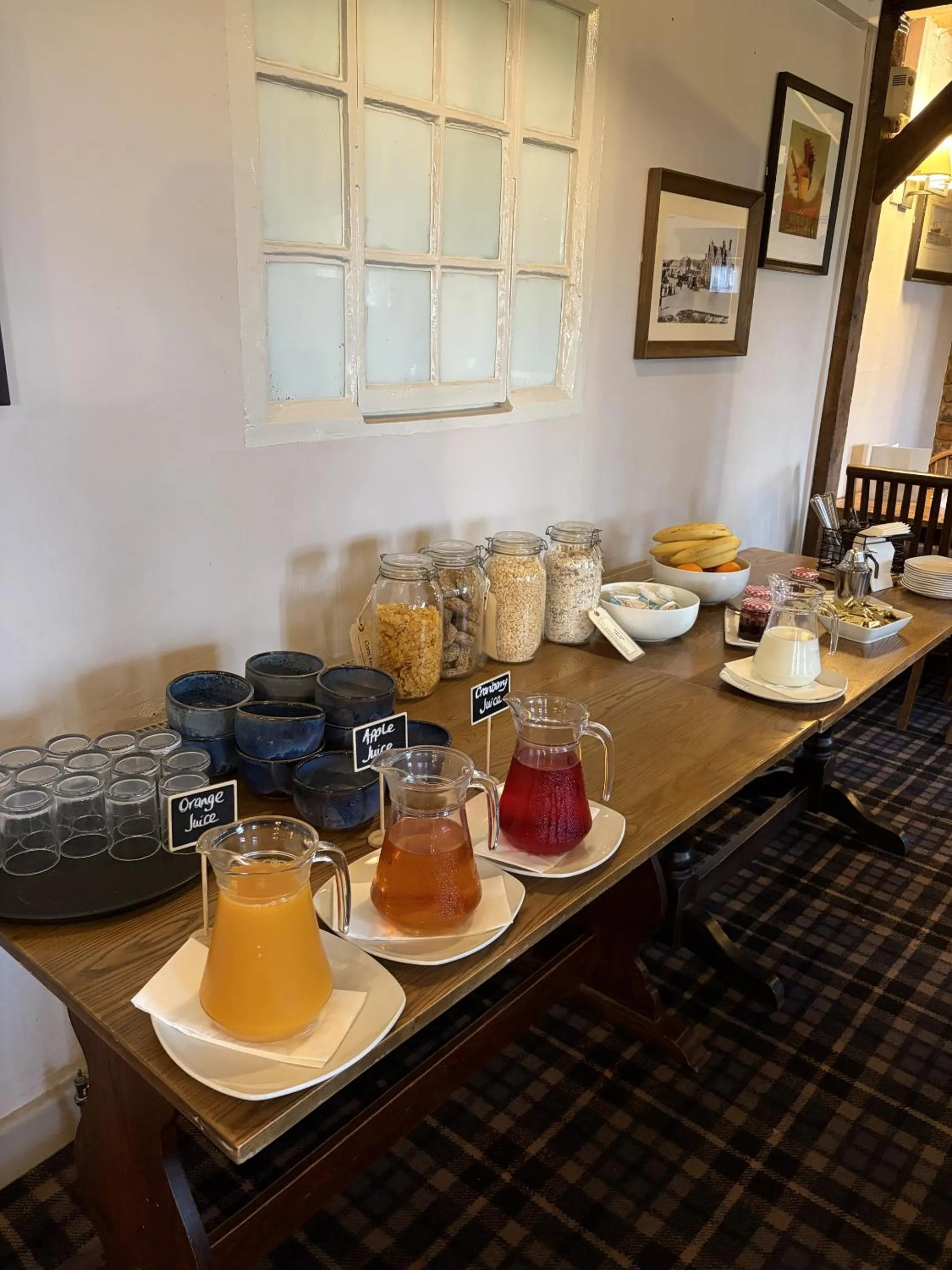 Breakfast in The Walhampton Arms