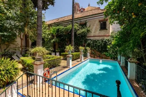 Villa Elvira, exclusive Pool and Gardens in the heart of Sevilla