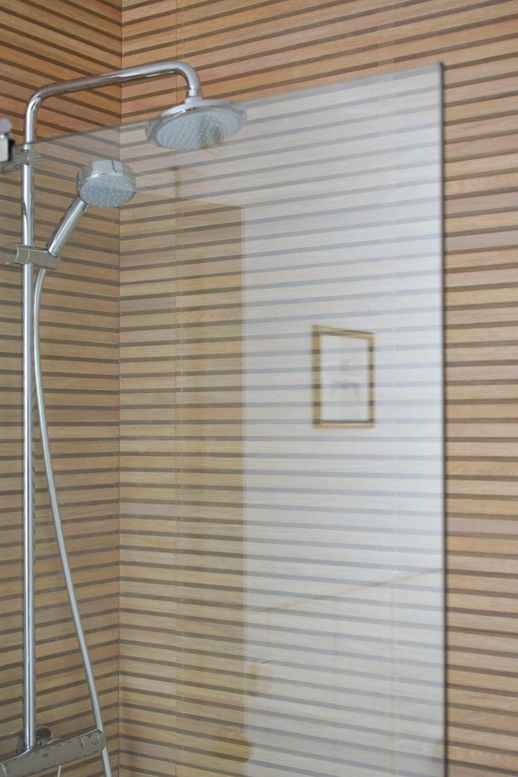 Bathroom in Villa Antumalal B&B