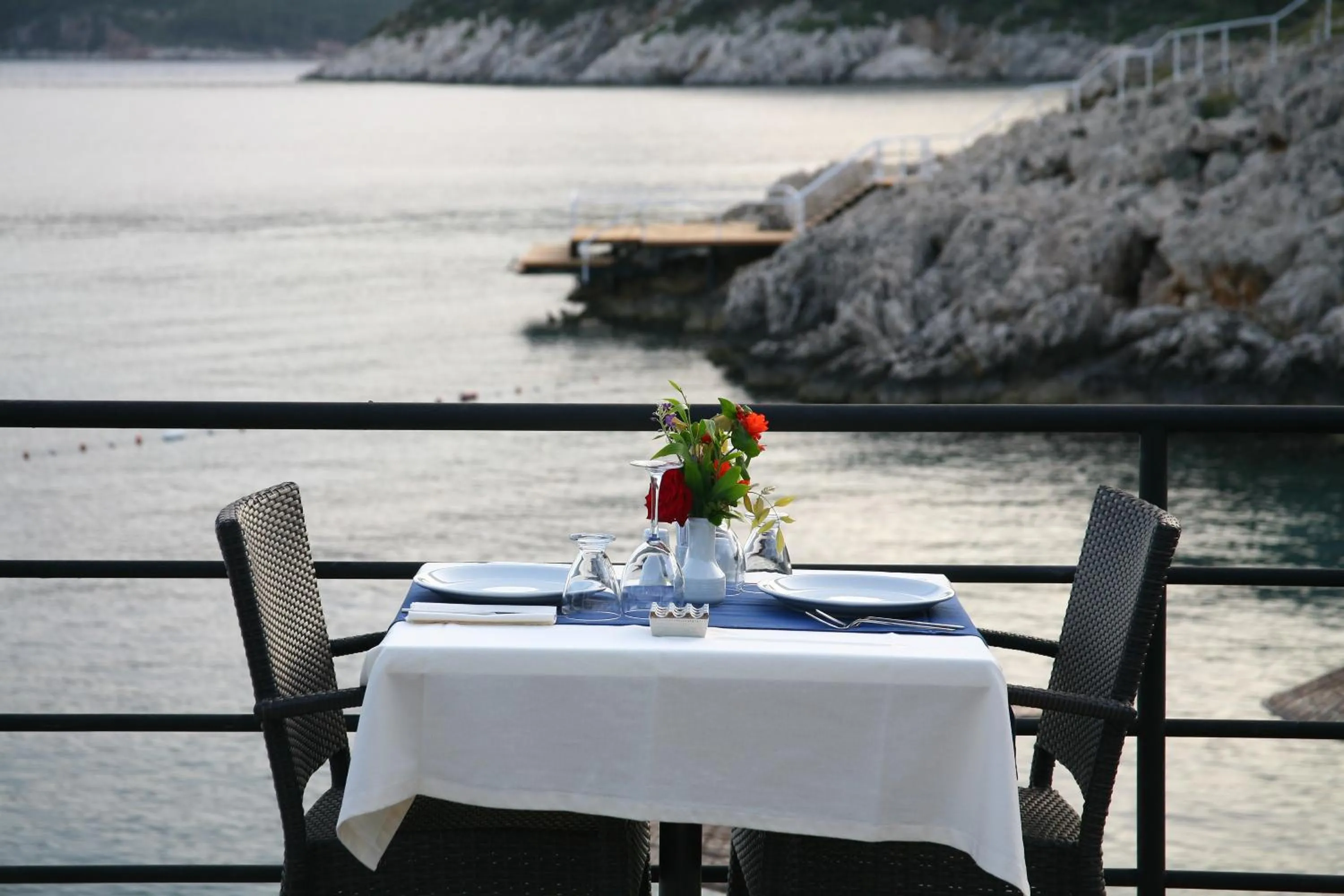 Restaurant/places to eat in Kulube Hotel