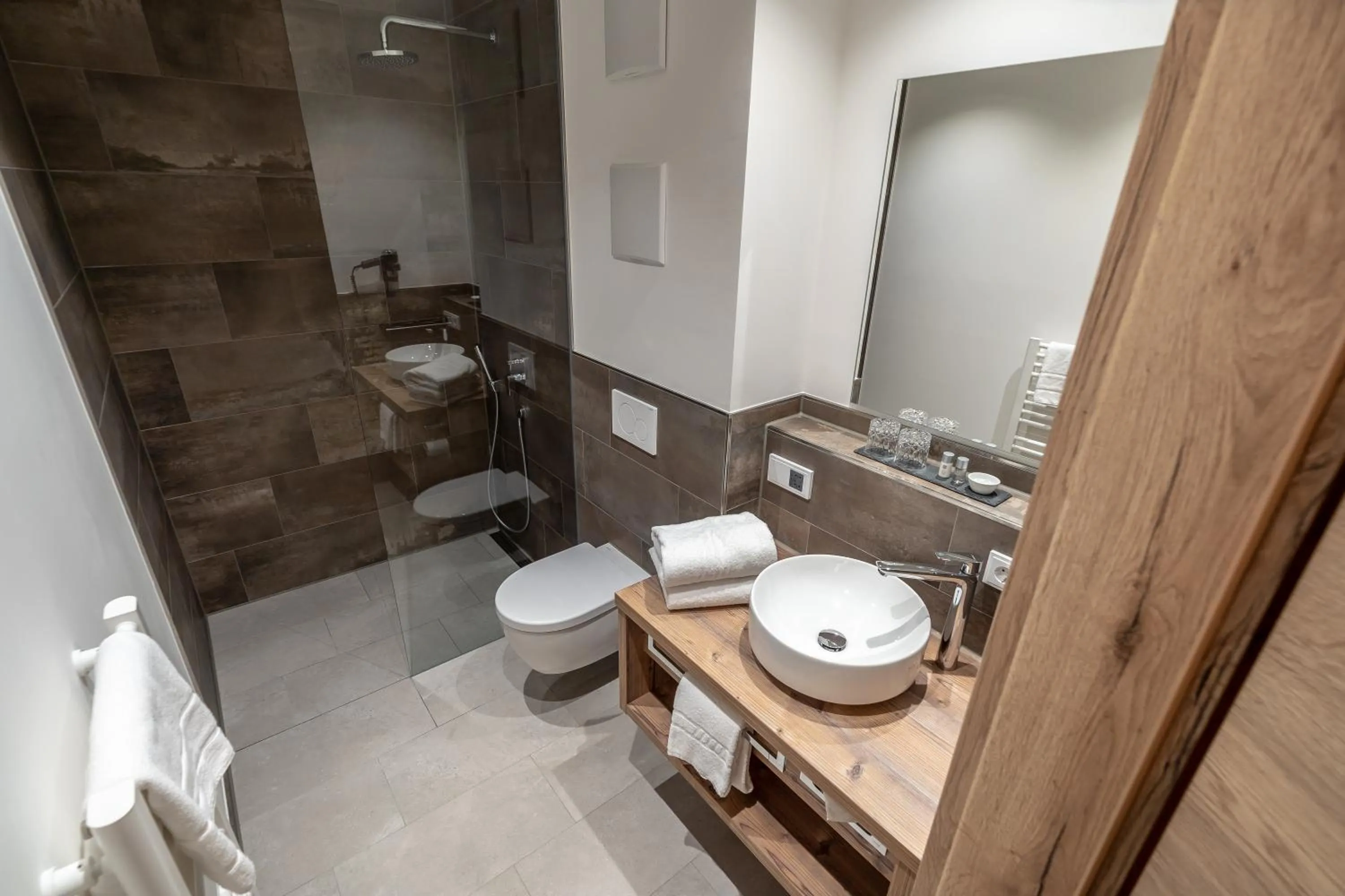 Shower in Pöltnerhof