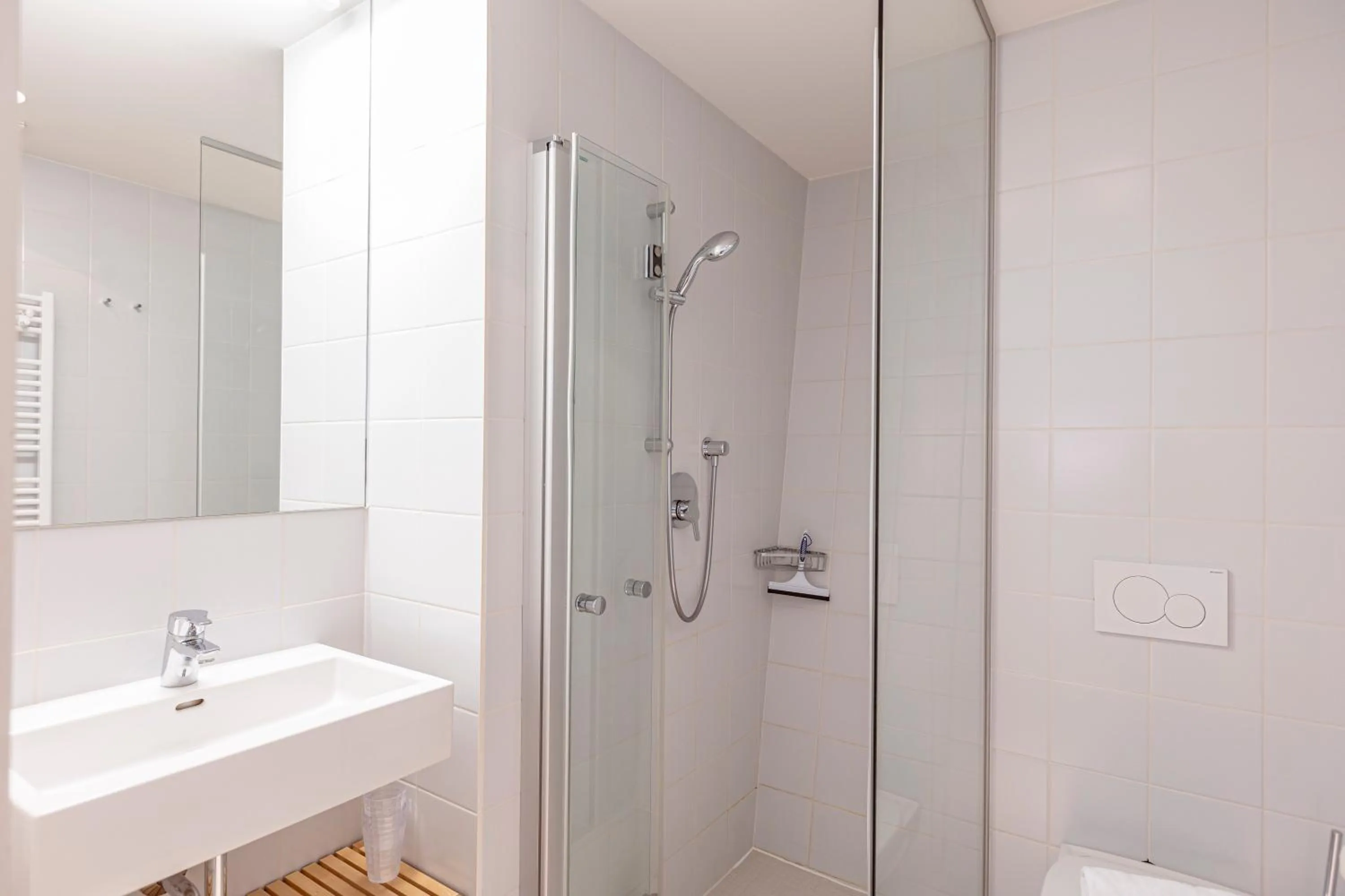 Shower in Alpenrock Schladming by ALPS RESORTS