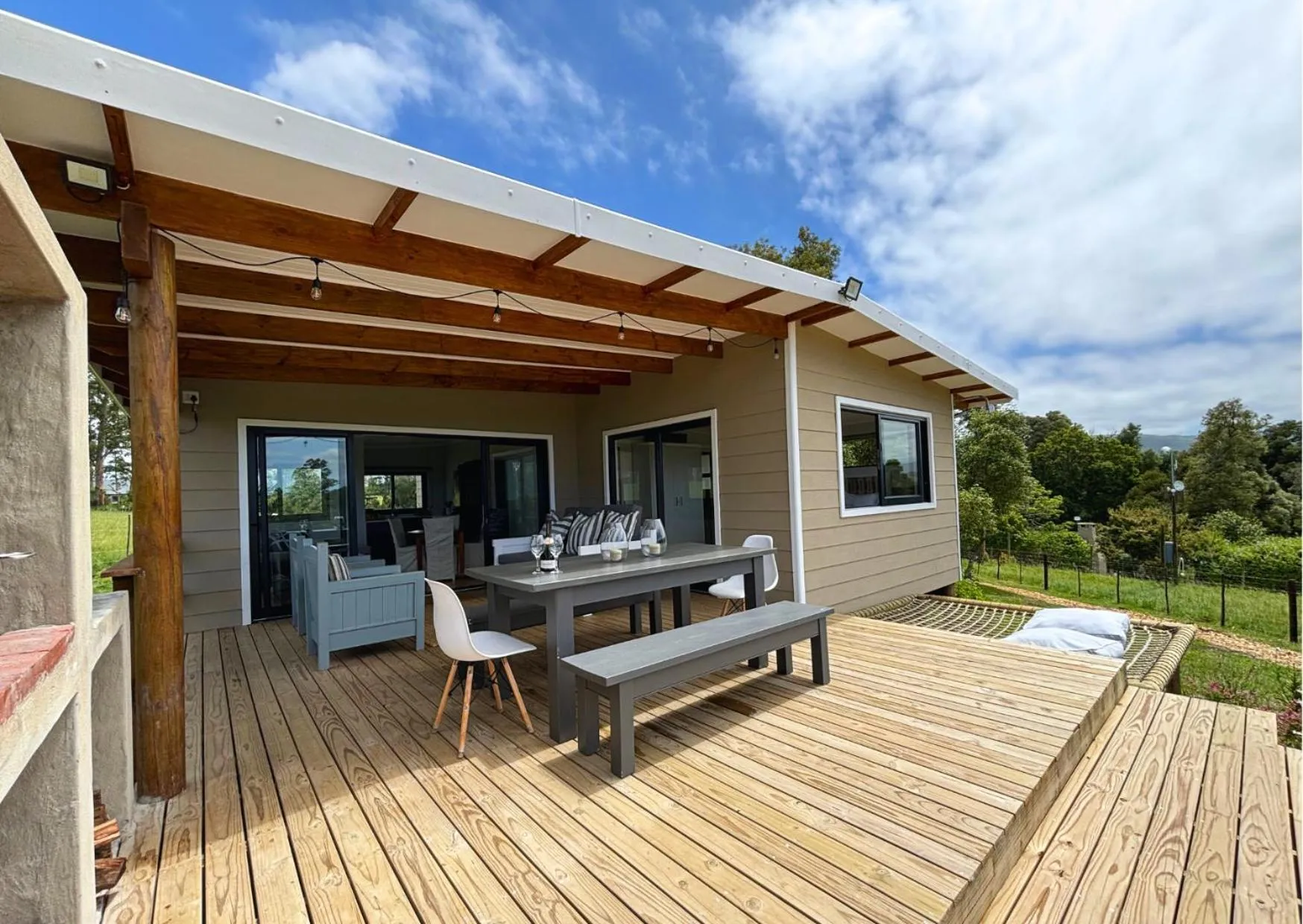 Patio in Oakhurst Farm Cottages