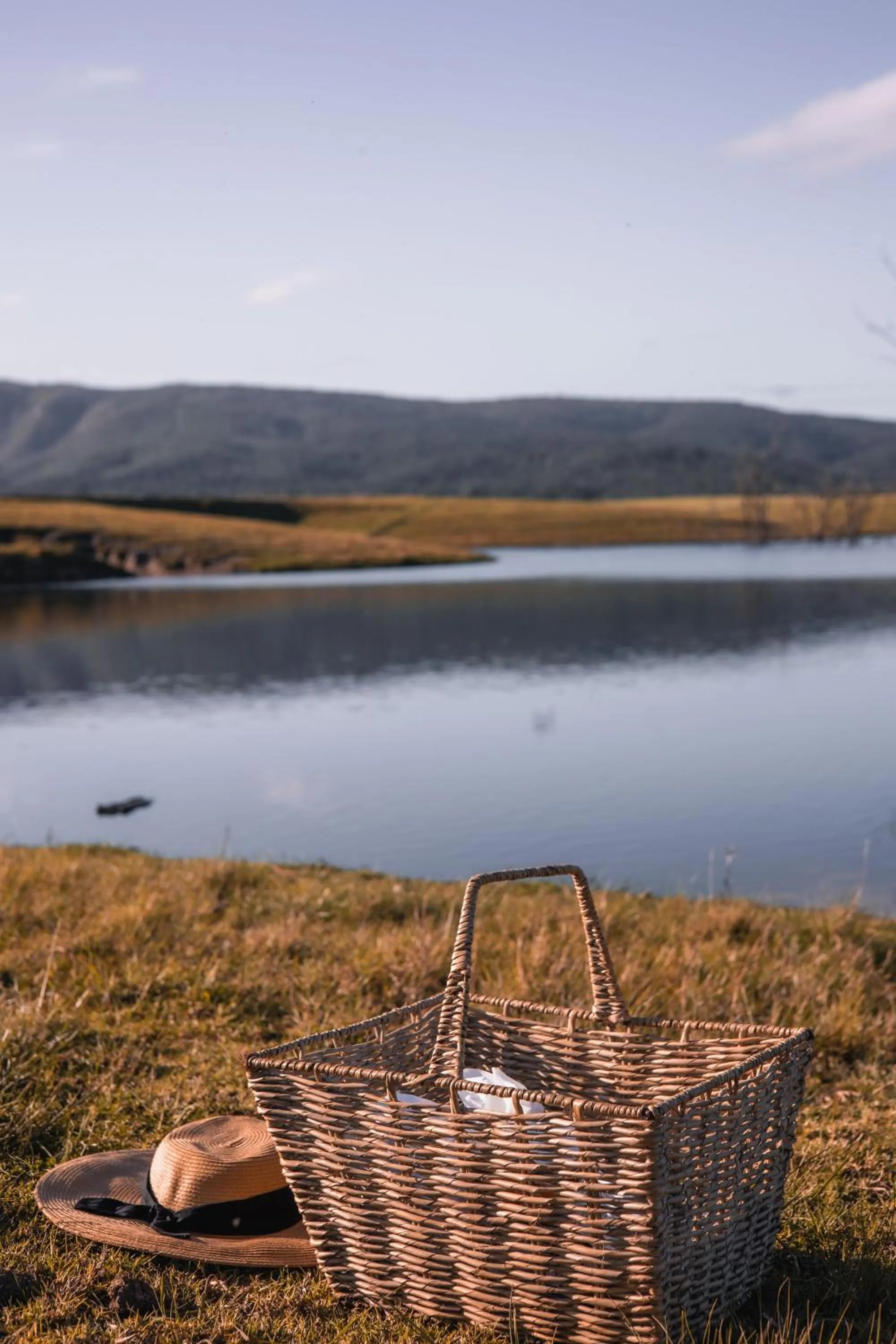 Lake view in Oakhurst Farm Cottages