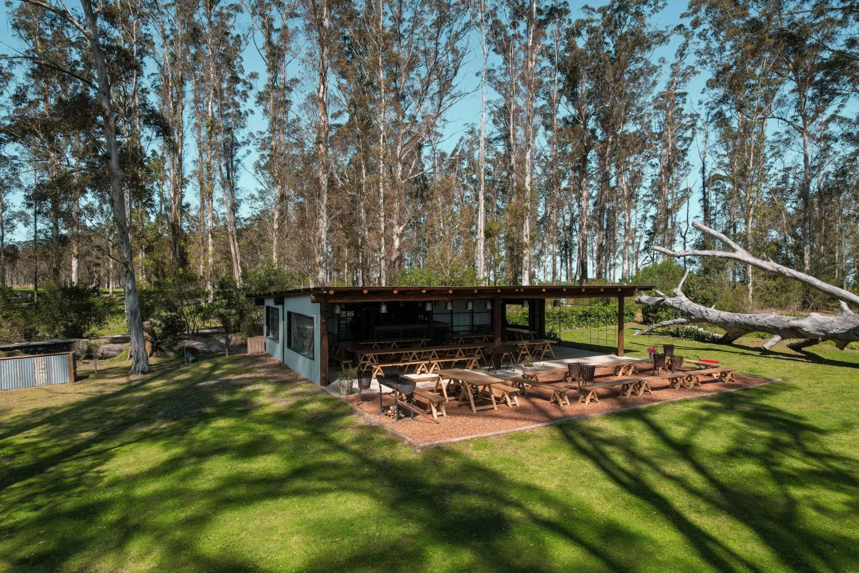 wedding in Oakhurst Farm Cottages