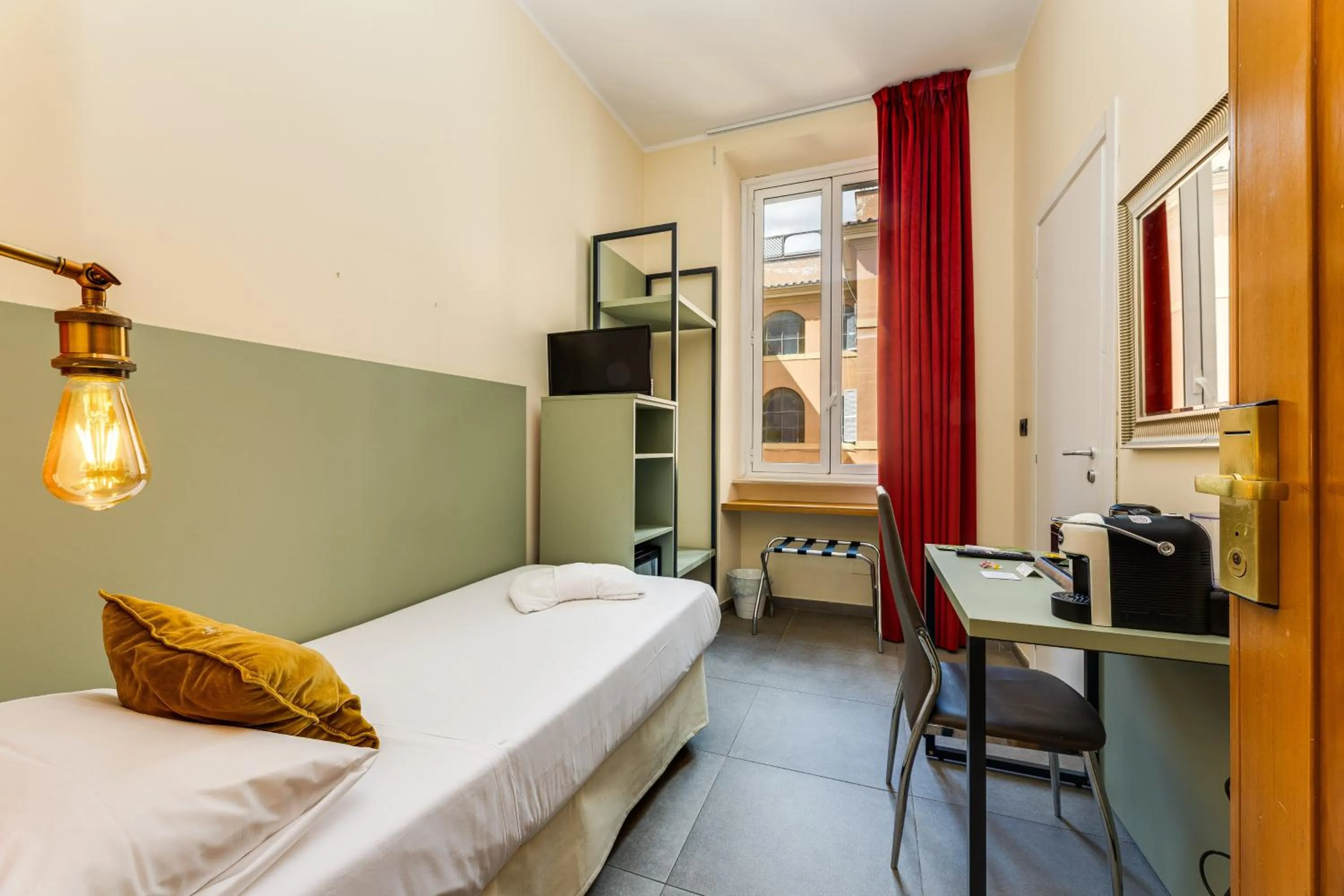 View (from property/room), Bed in Seven