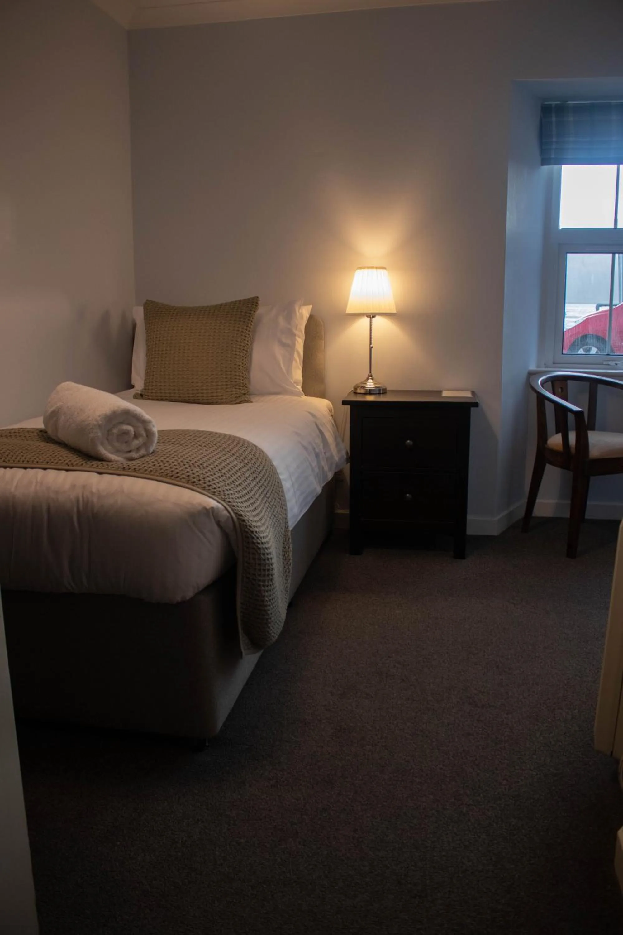 Bed in The Rosedale Hotel & Restaurant