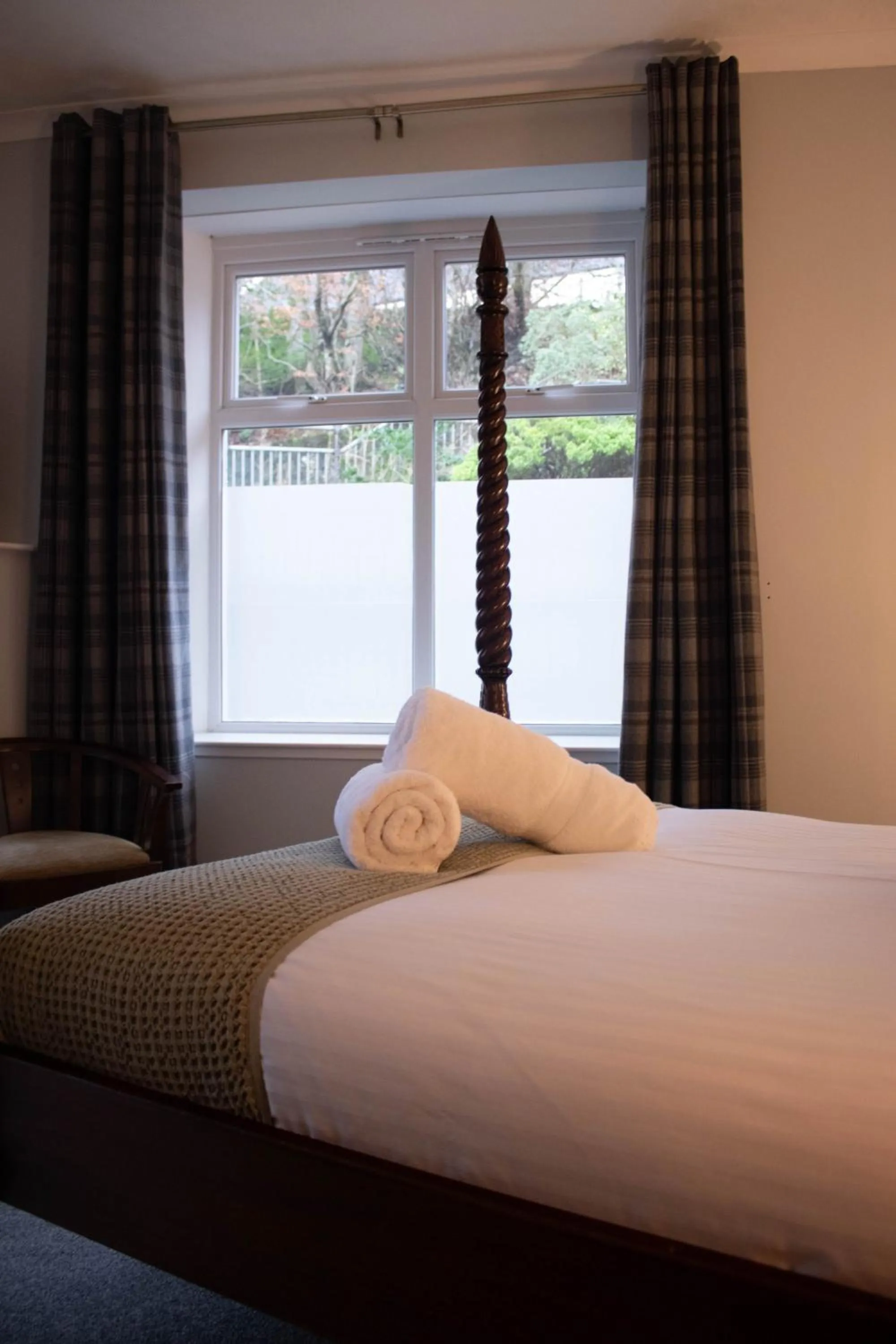 Bed in The Rosedale Hotel & Restaurant