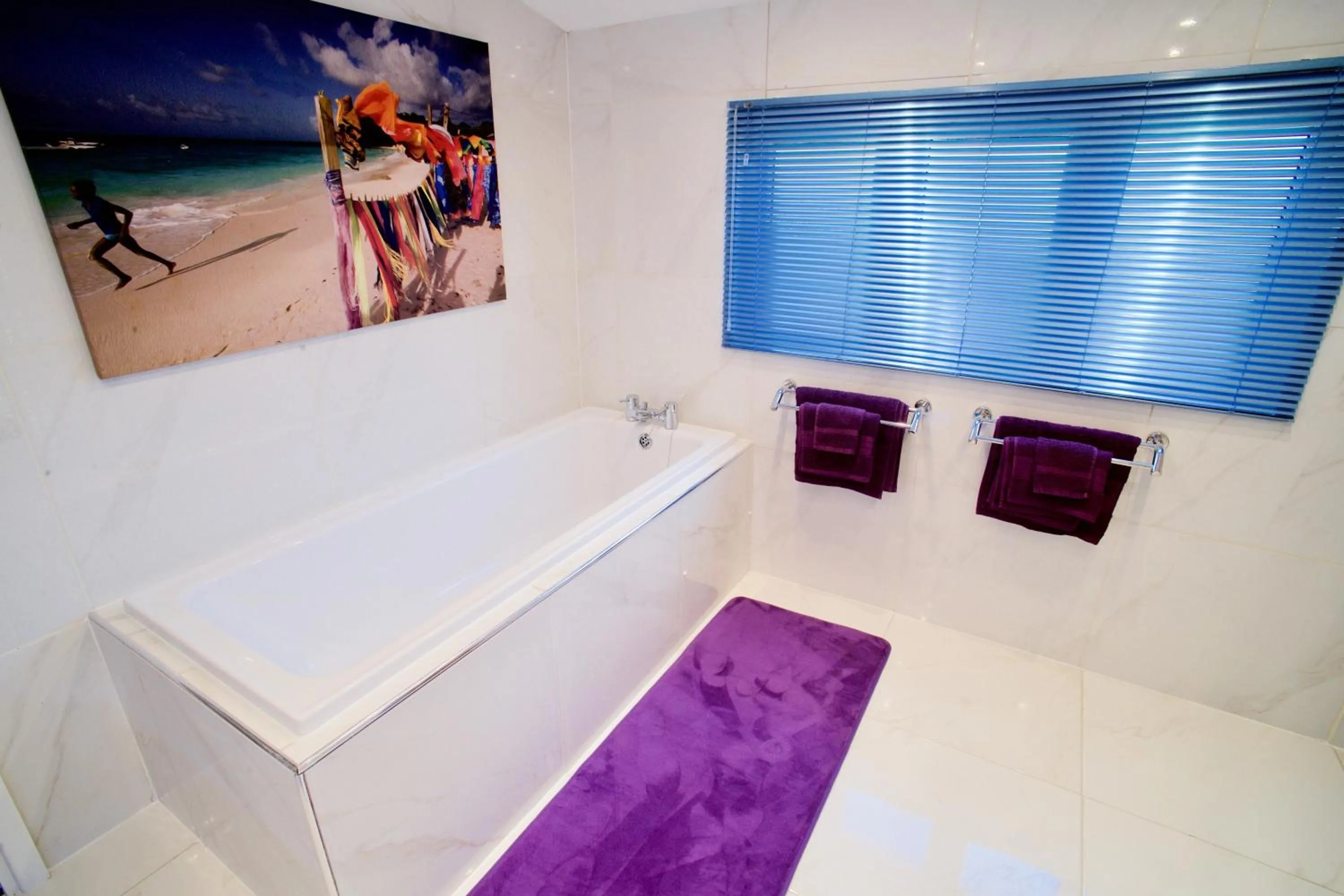 Shower in Luxurious Rural Cabin with Hot Tub