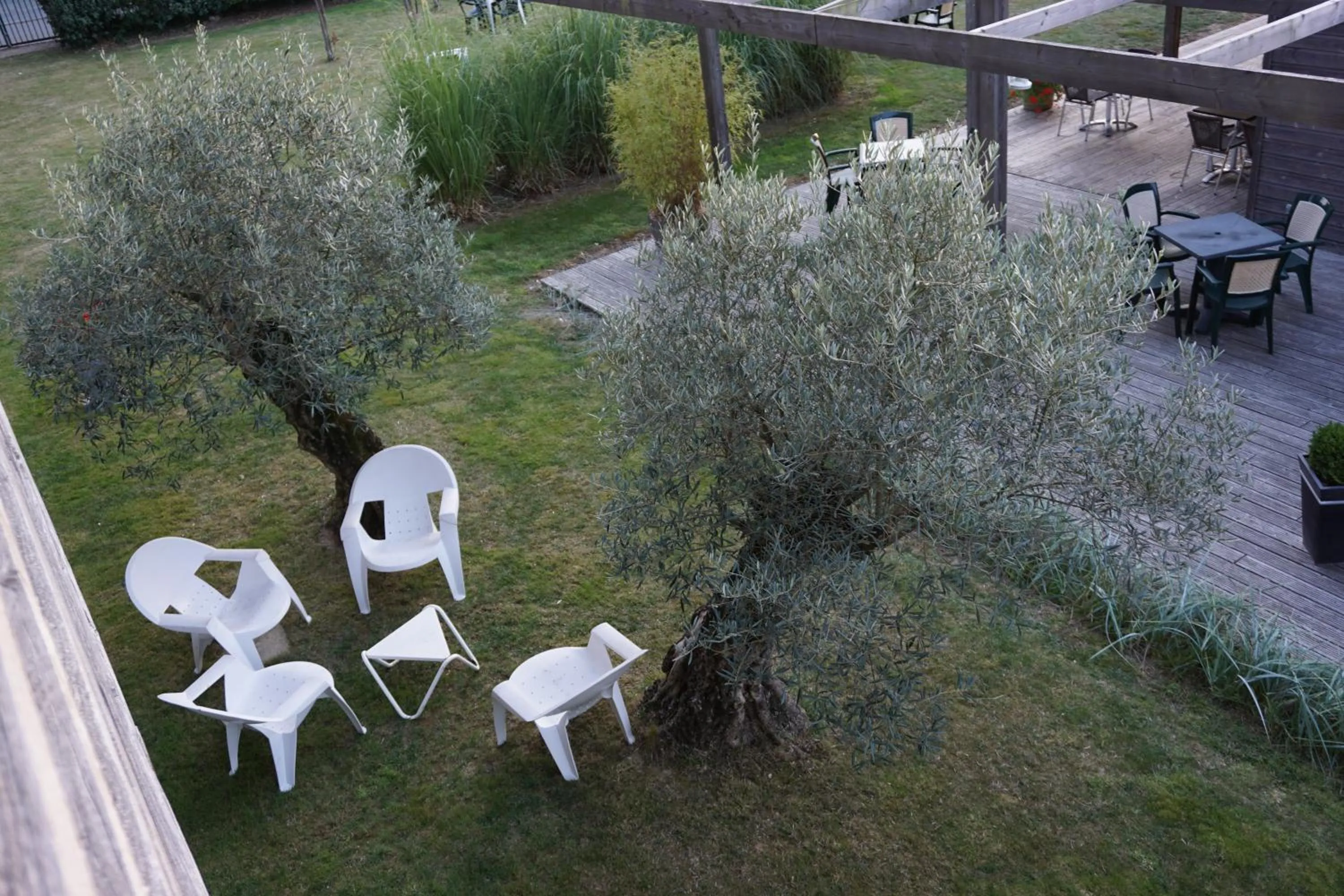 Garden in Hôtel Anaïade, The Originals City, Saint-Nazaire Pornichet