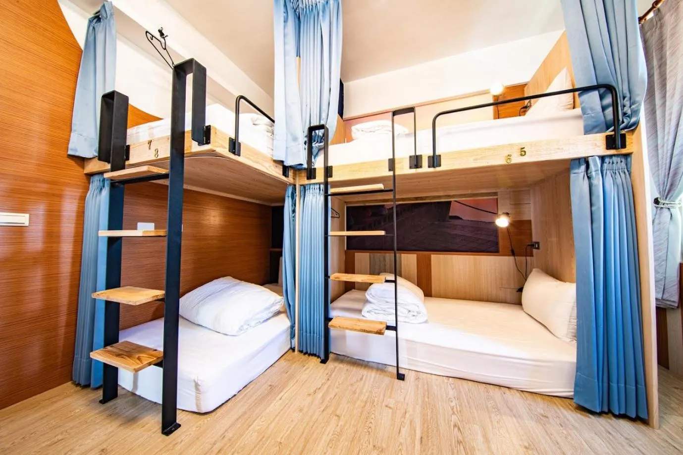 Bed in D.C. Inn