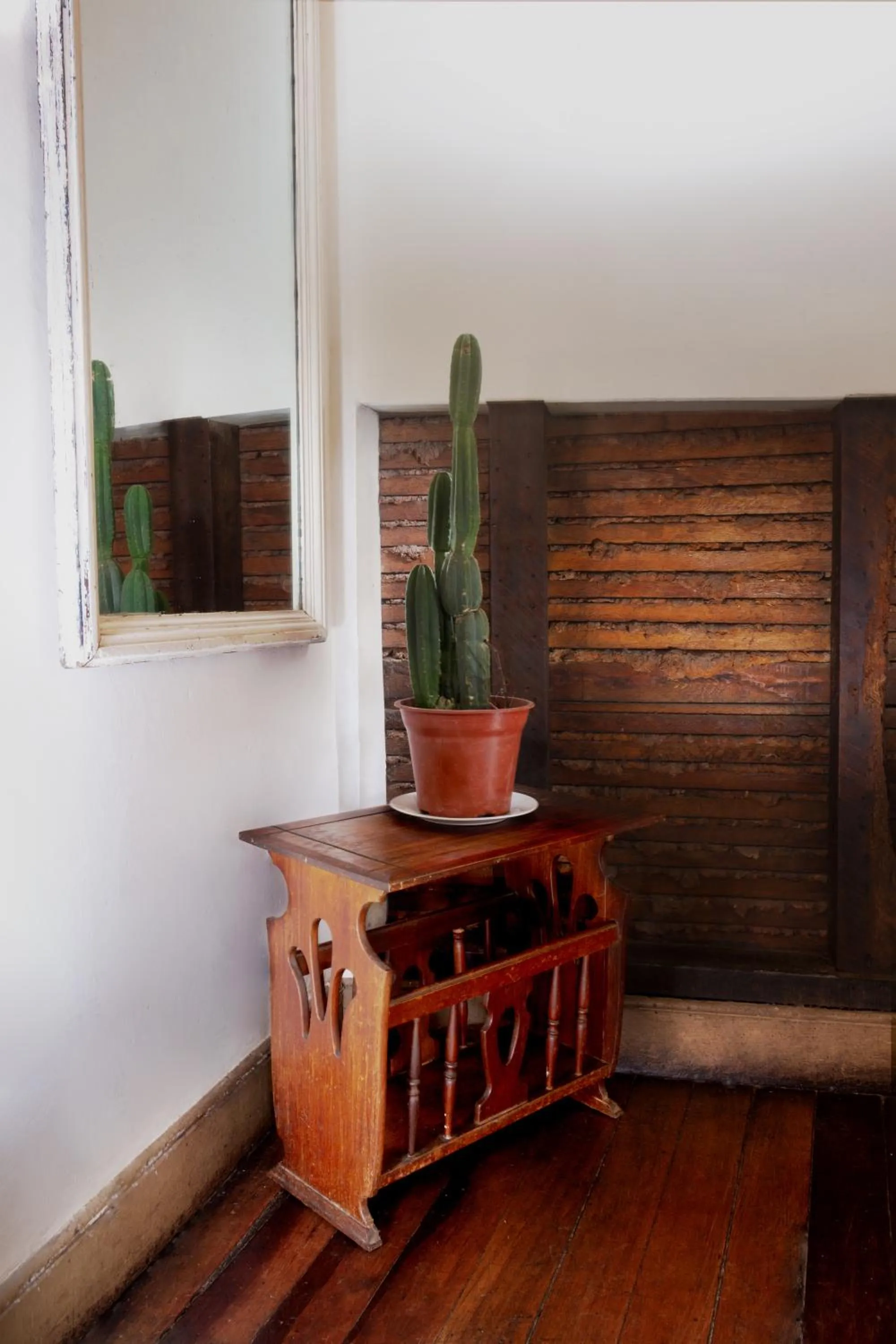 Decorative detail in Casa Volante Hostal