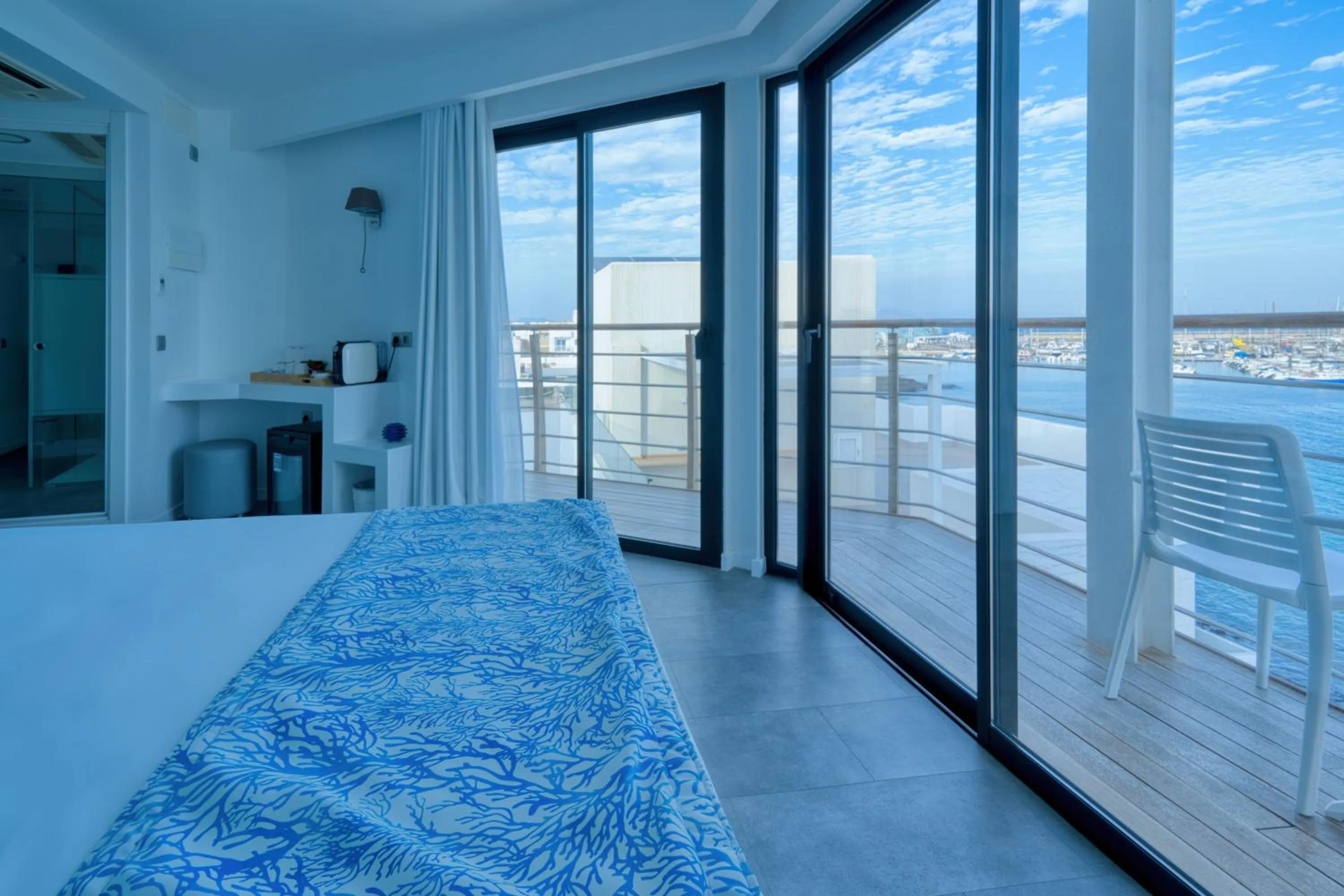 Balcony/Terrace, Bed in Hotel Boutique La Marquesina - Adults Only