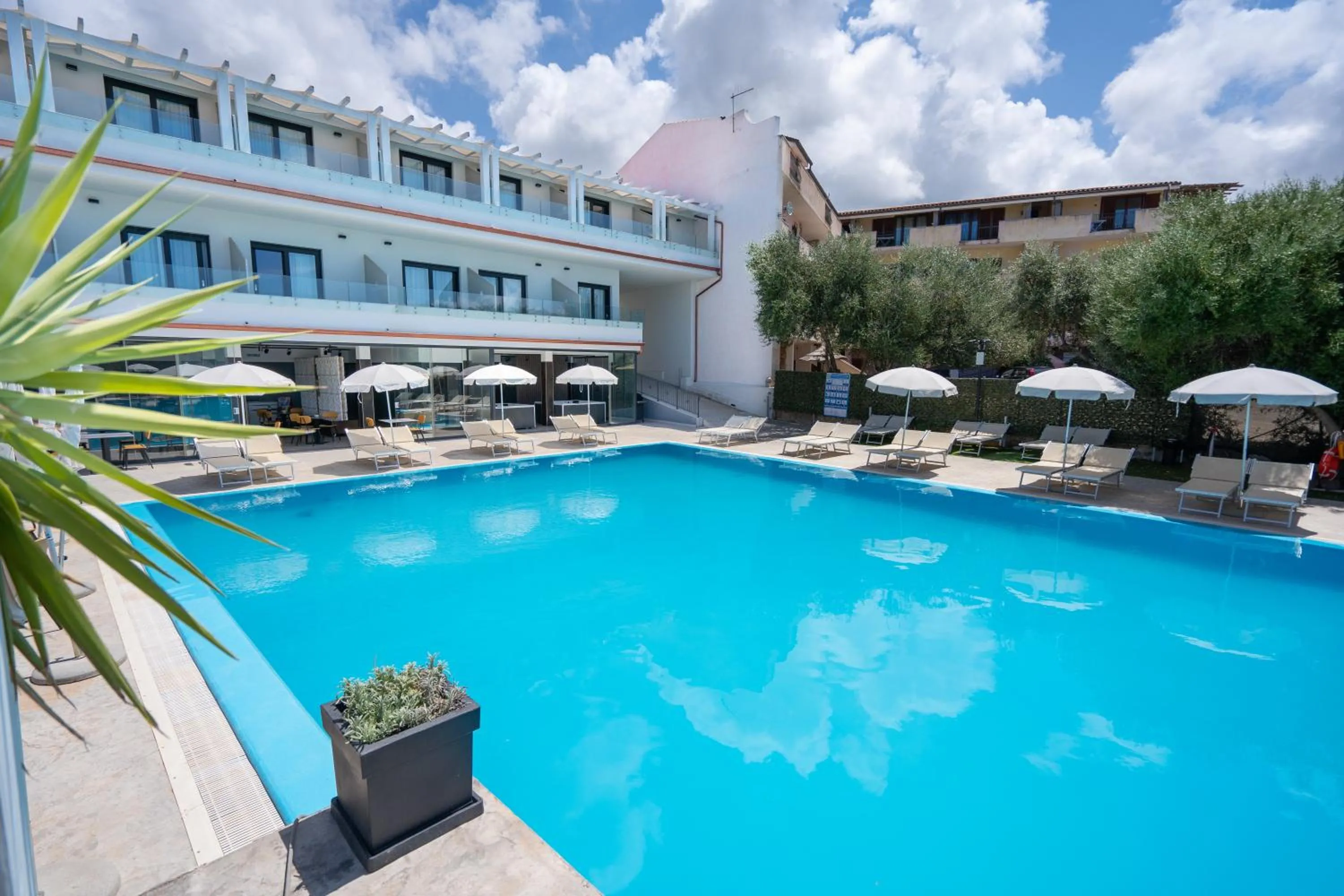 Pool view in Horizon Hotel Badesi