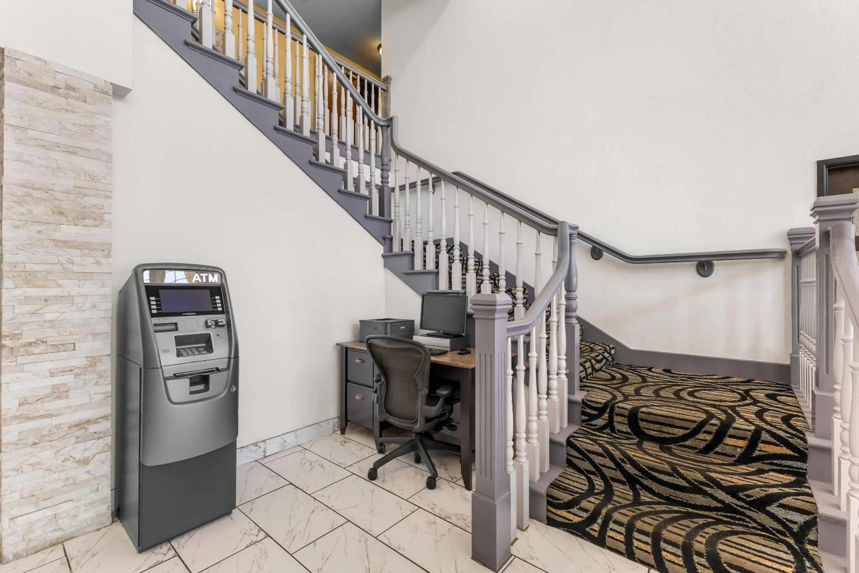 Lobby or reception in Quality Inn & Suites Salt Lake City Airport West