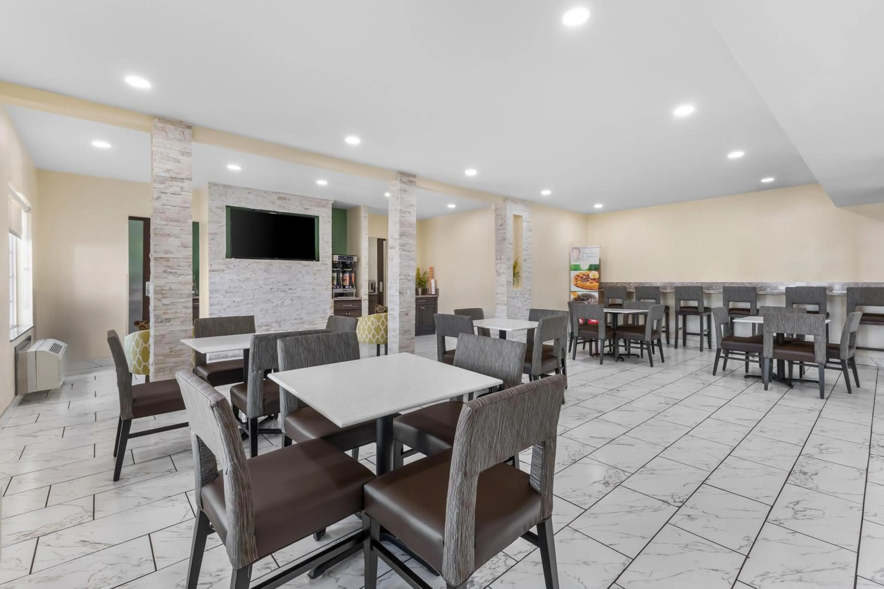 Quality Inn & Suites Salt Lake City Airport West