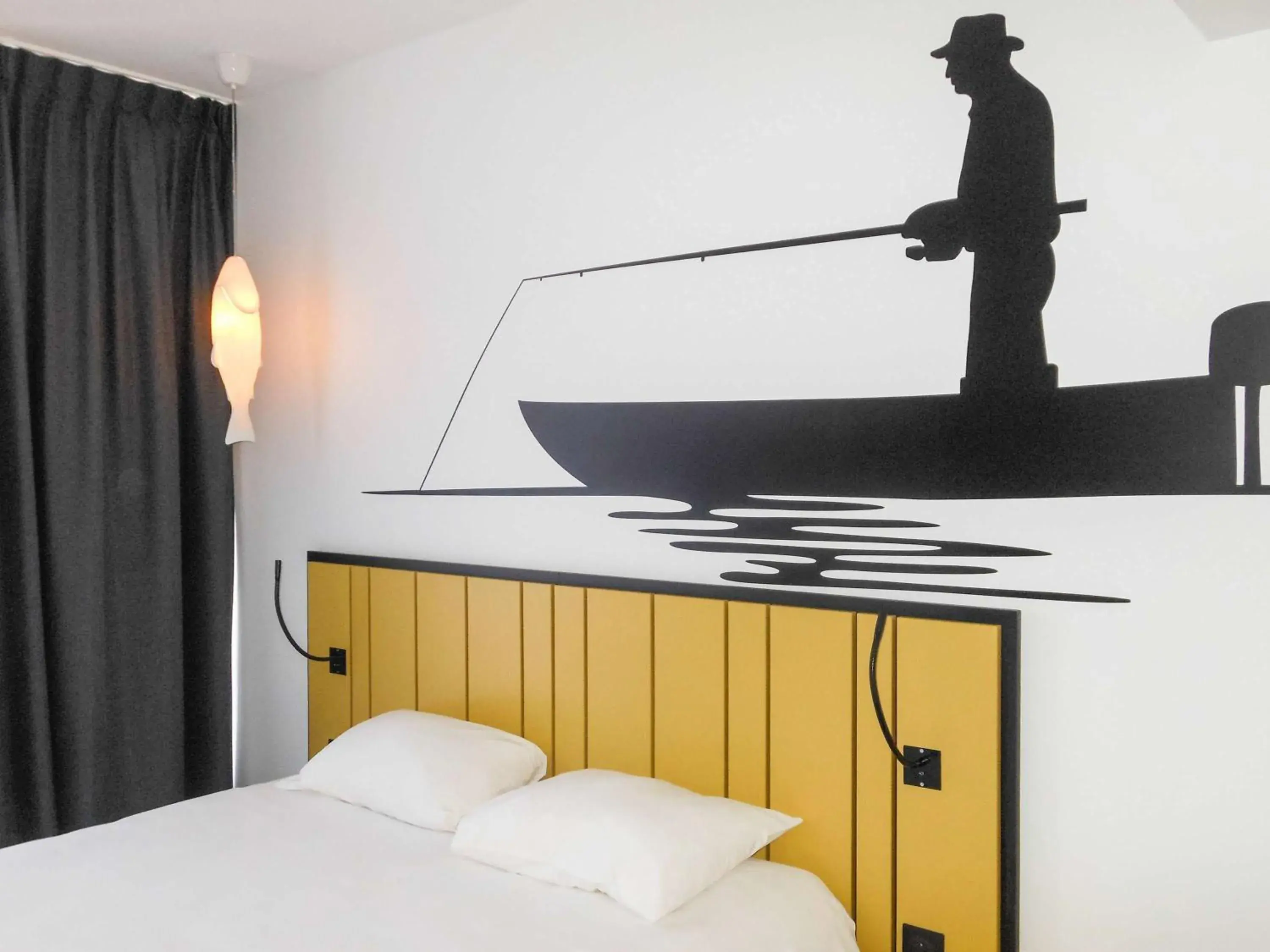 Property building, Bed in ibis Styles Macon Centre Property building, Bed in ibis Styles Macon Centre