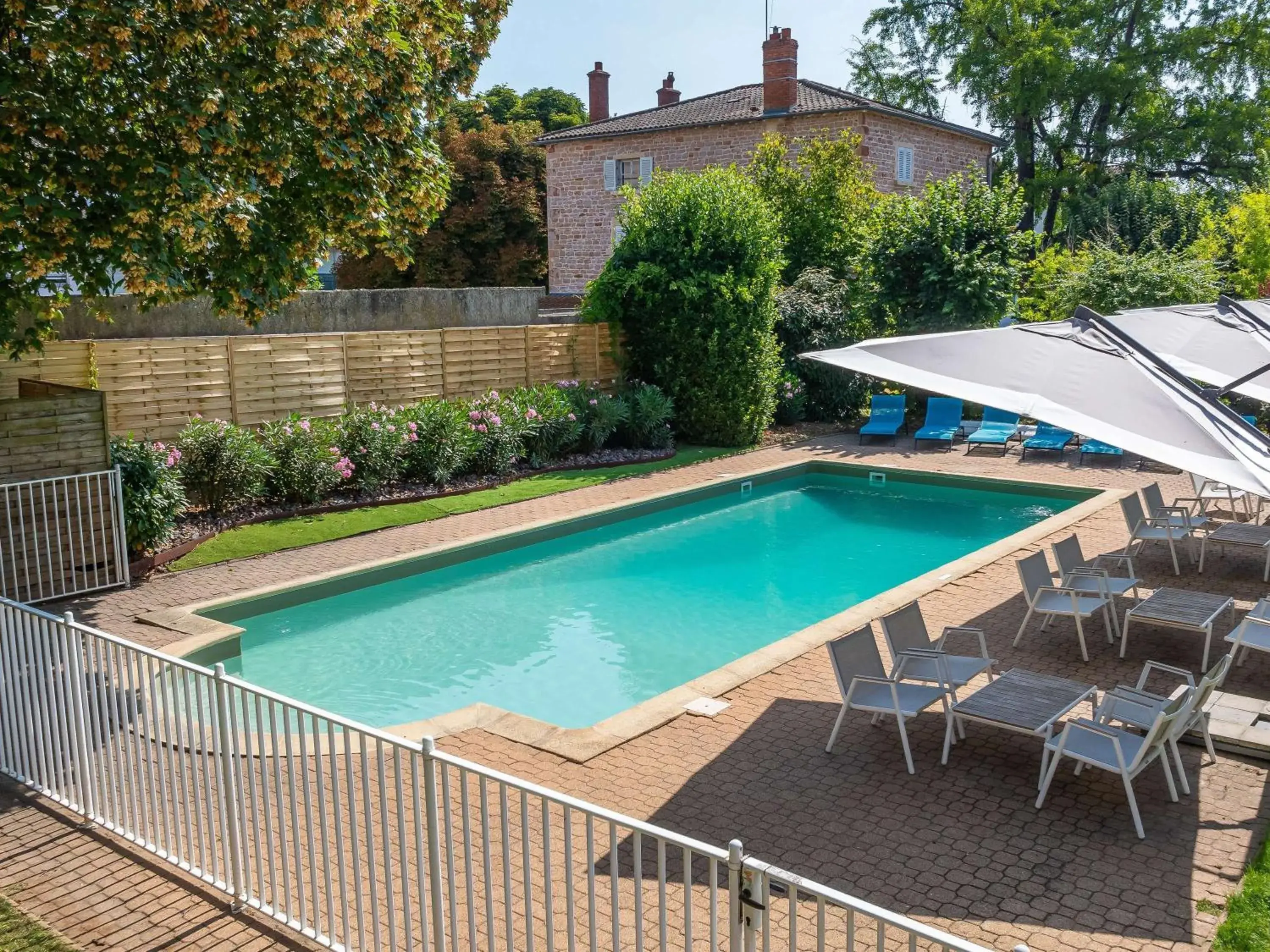 Pool view in ibis Styles Macon Centre Pool view in ibis Styles Macon Centre